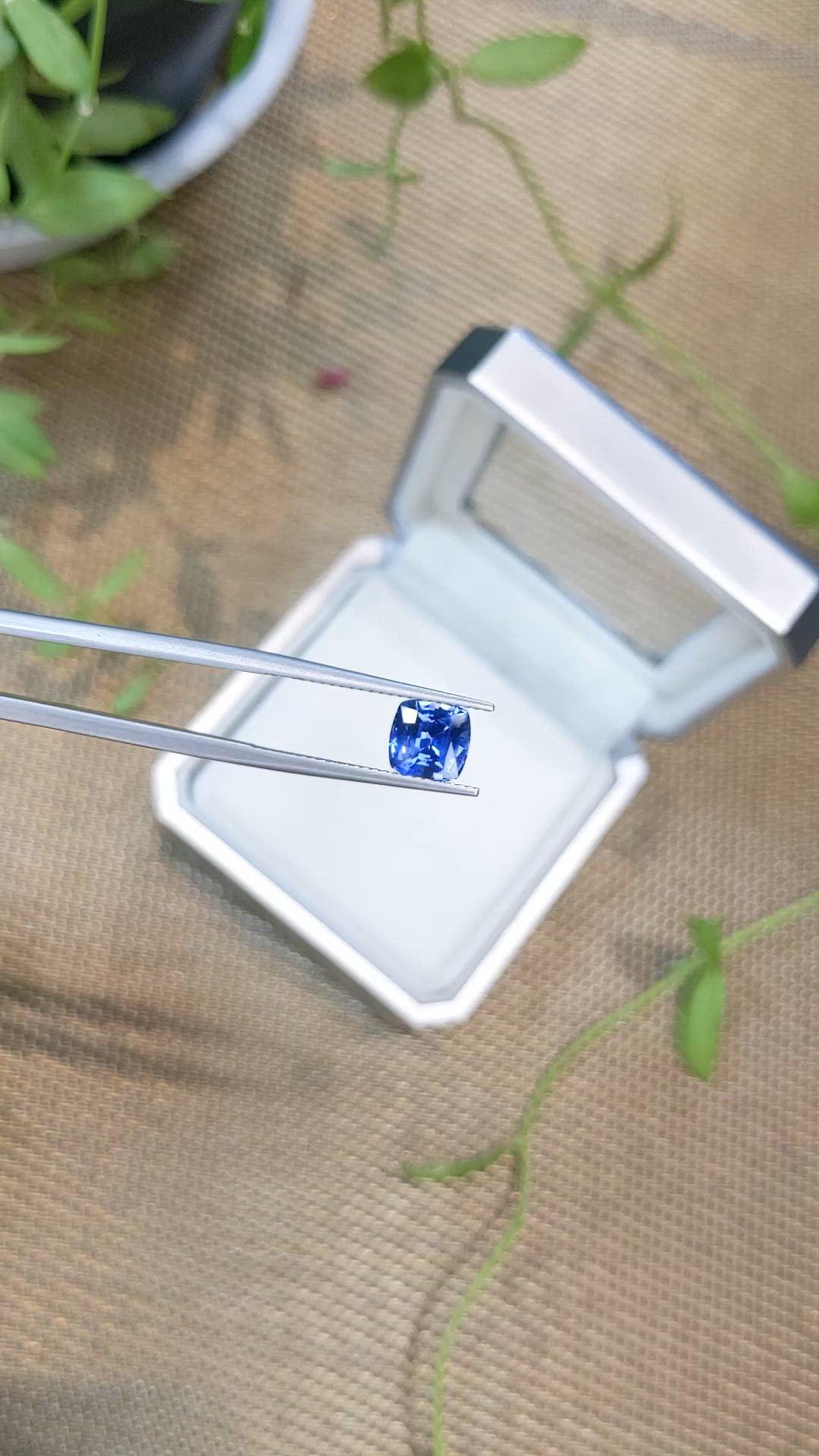 2.14 Ct. Blue Sapphire from Ceylon (Sri Lanka) Size Video