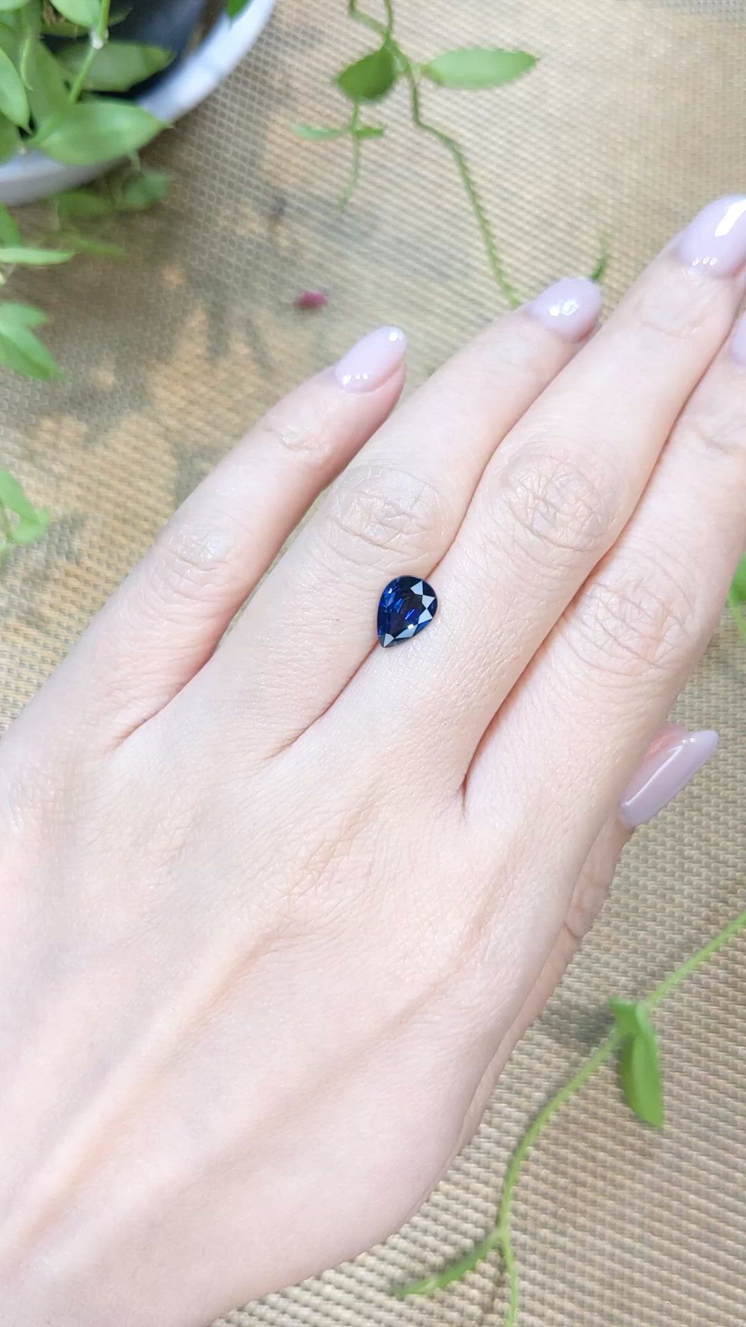 1.54 Ct. Blue Sapphire from Ceylon (Sri Lanka) Size Video