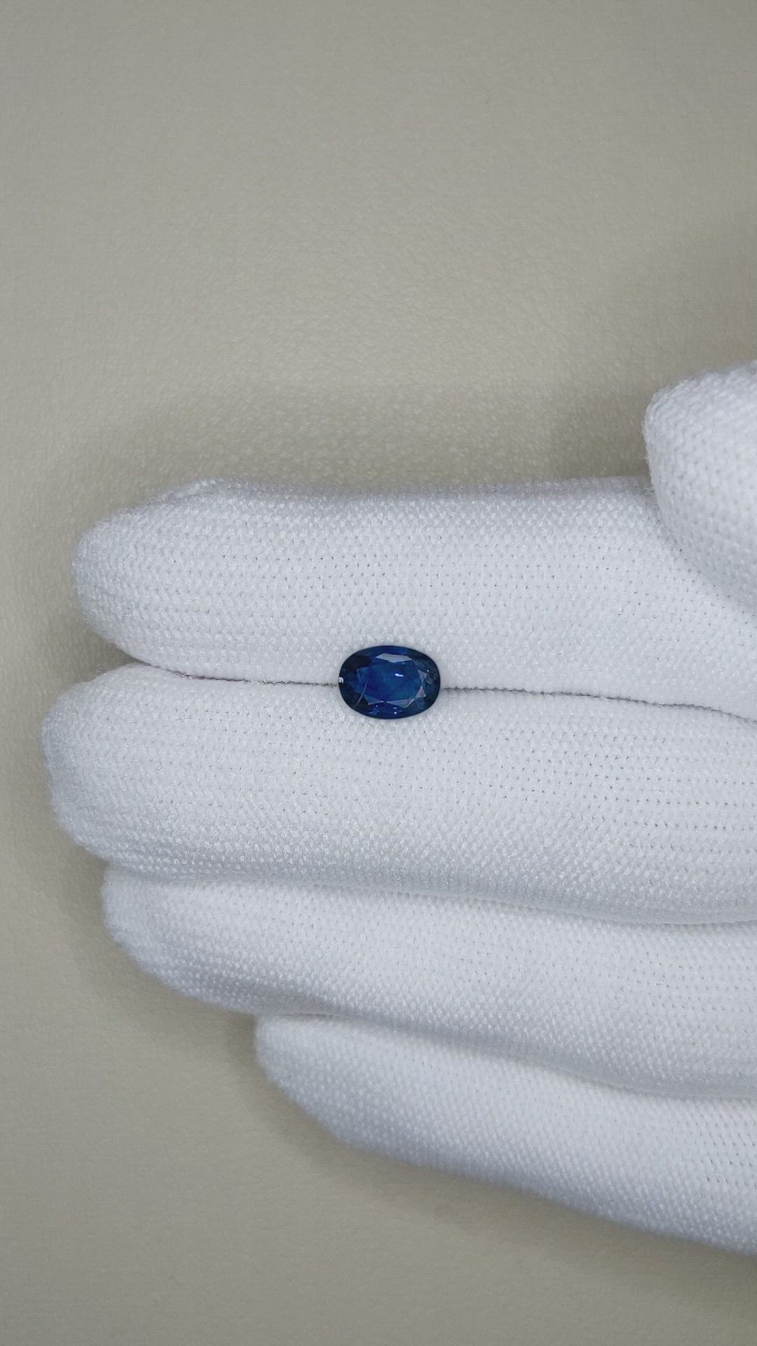 1.19 Ct. Blue Sapphire from Ceylon (Sri Lanka) Size Video