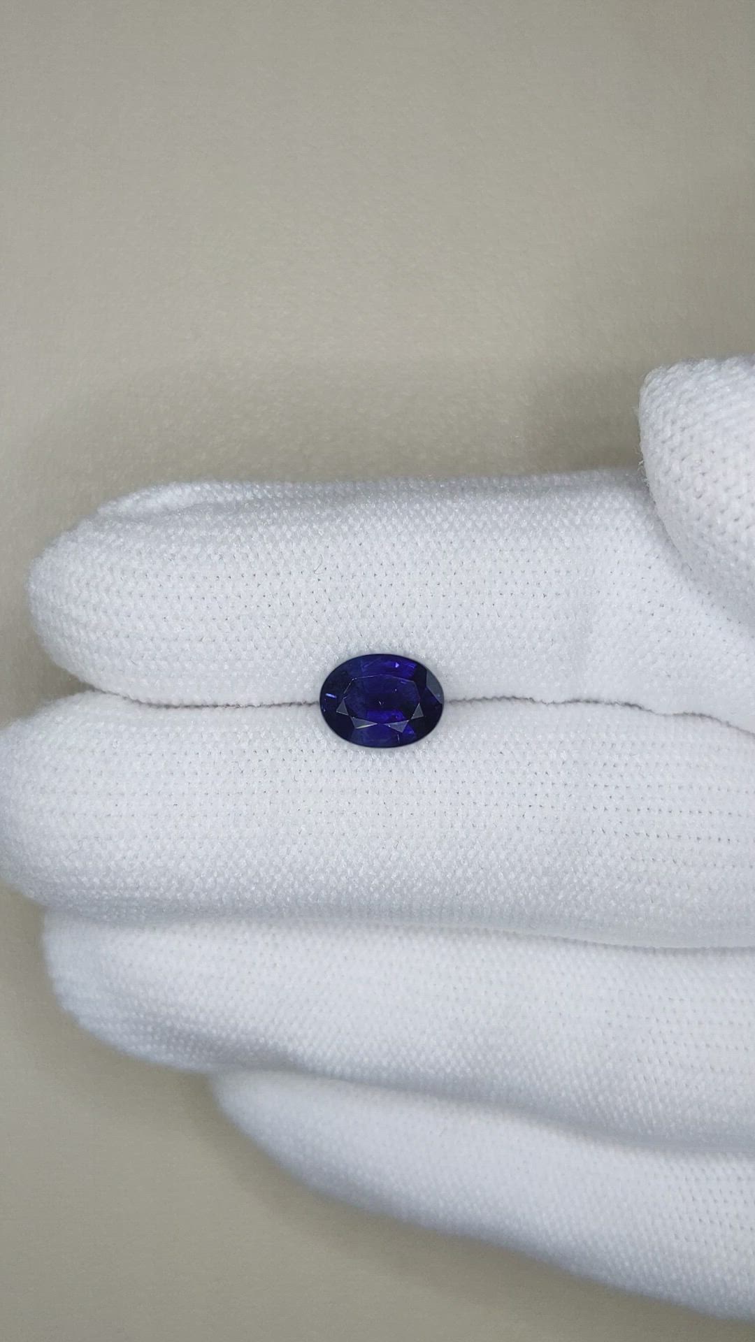 2.32 Ct. Blue Sapphire from Ceylon (Sri Lanka) Size Video