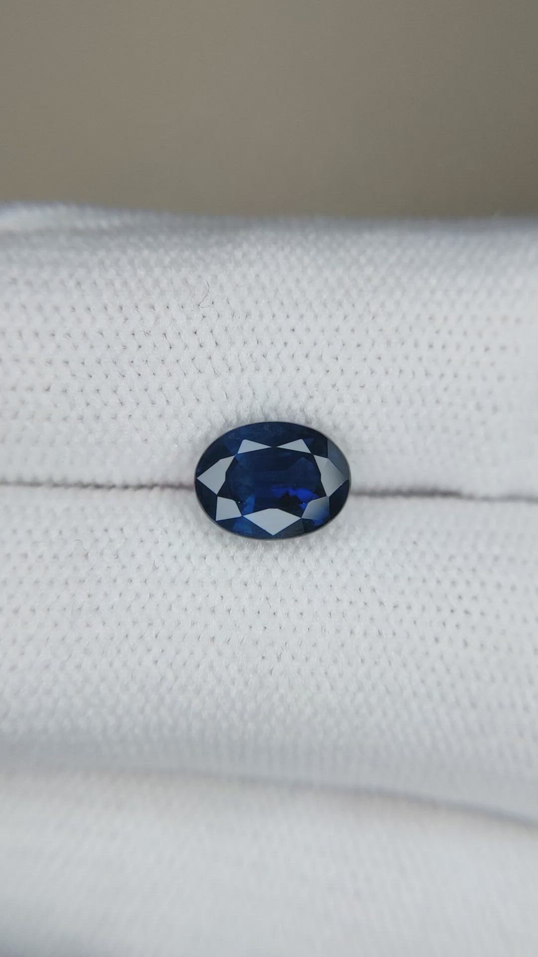 2.32 Ct. Blue Sapphire from Ceylon (Sri Lanka) Size Video