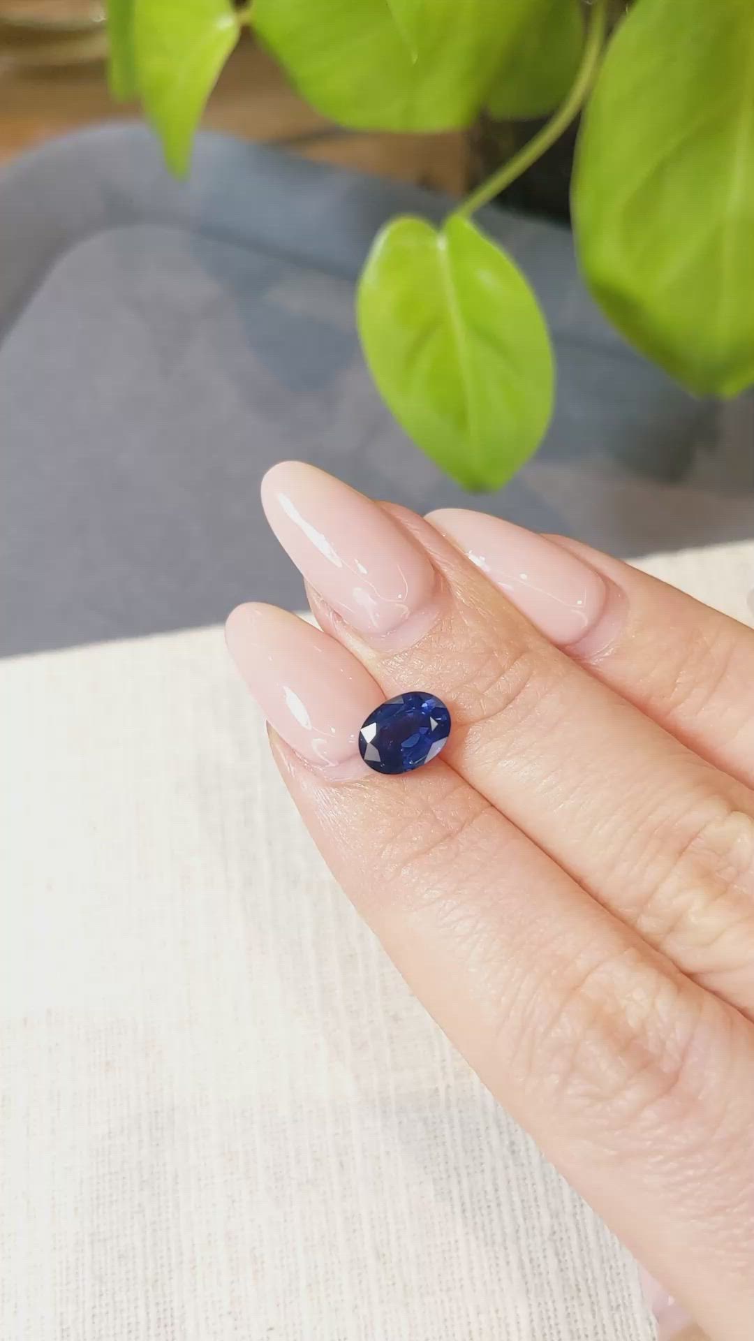 2.01 Ct. Blue Sapphire from Ceylon (Sri Lanka) Size Video