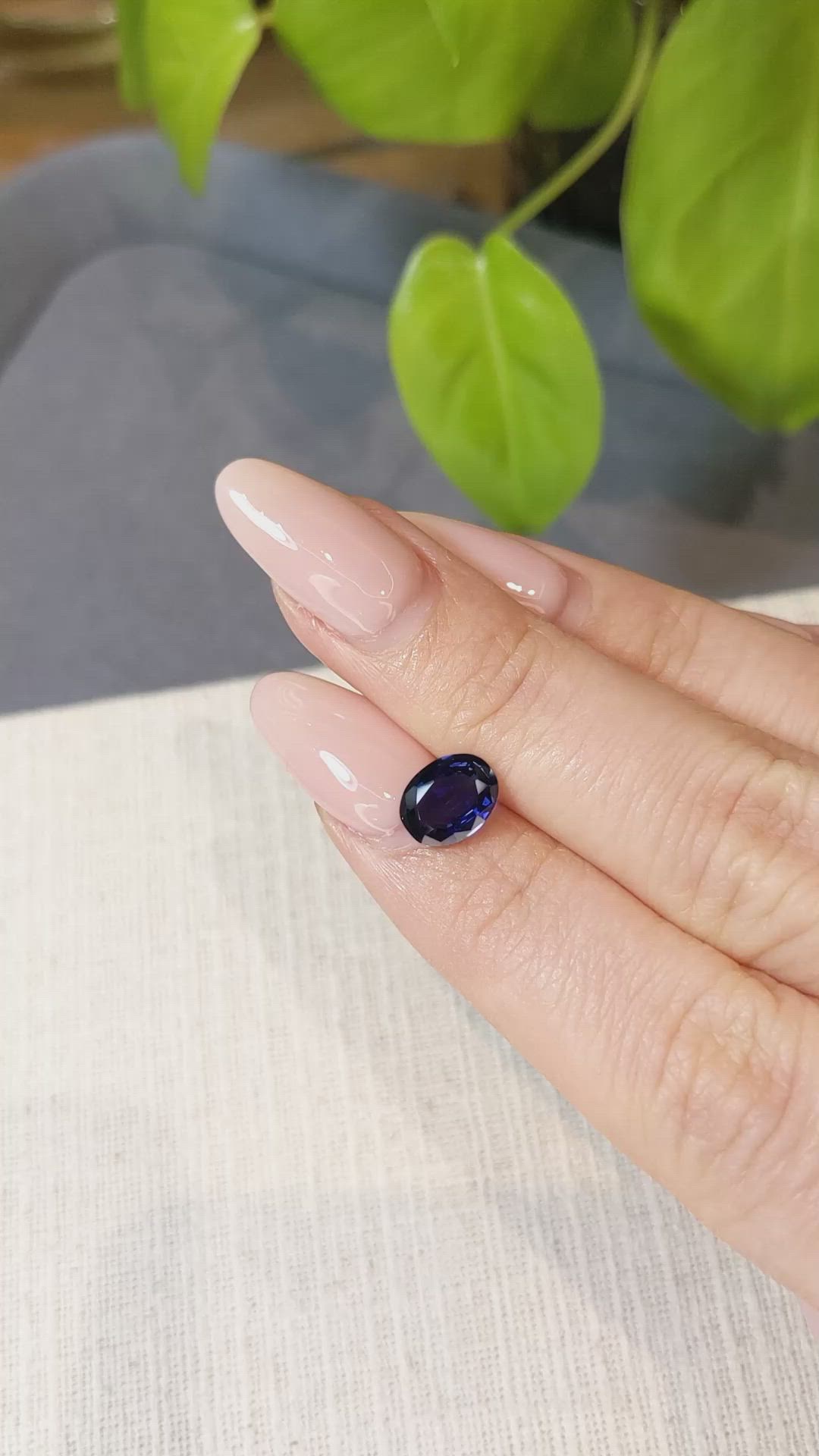 1.78 Ct. Blue Sapphire from Ceylon (Sri Lanka) Size Video