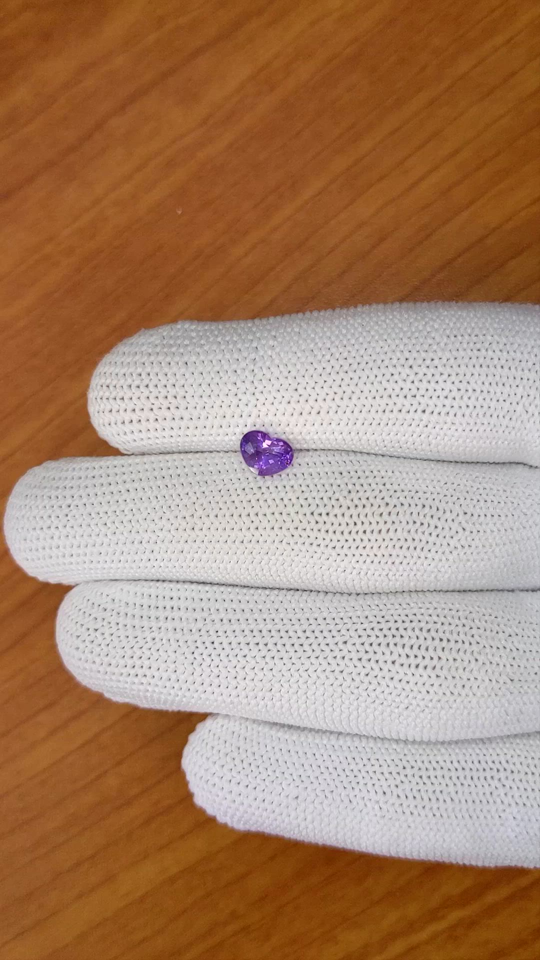 1.01 Ct. Purple Sapphire from Ceylon (Sri Lanka) Size Video