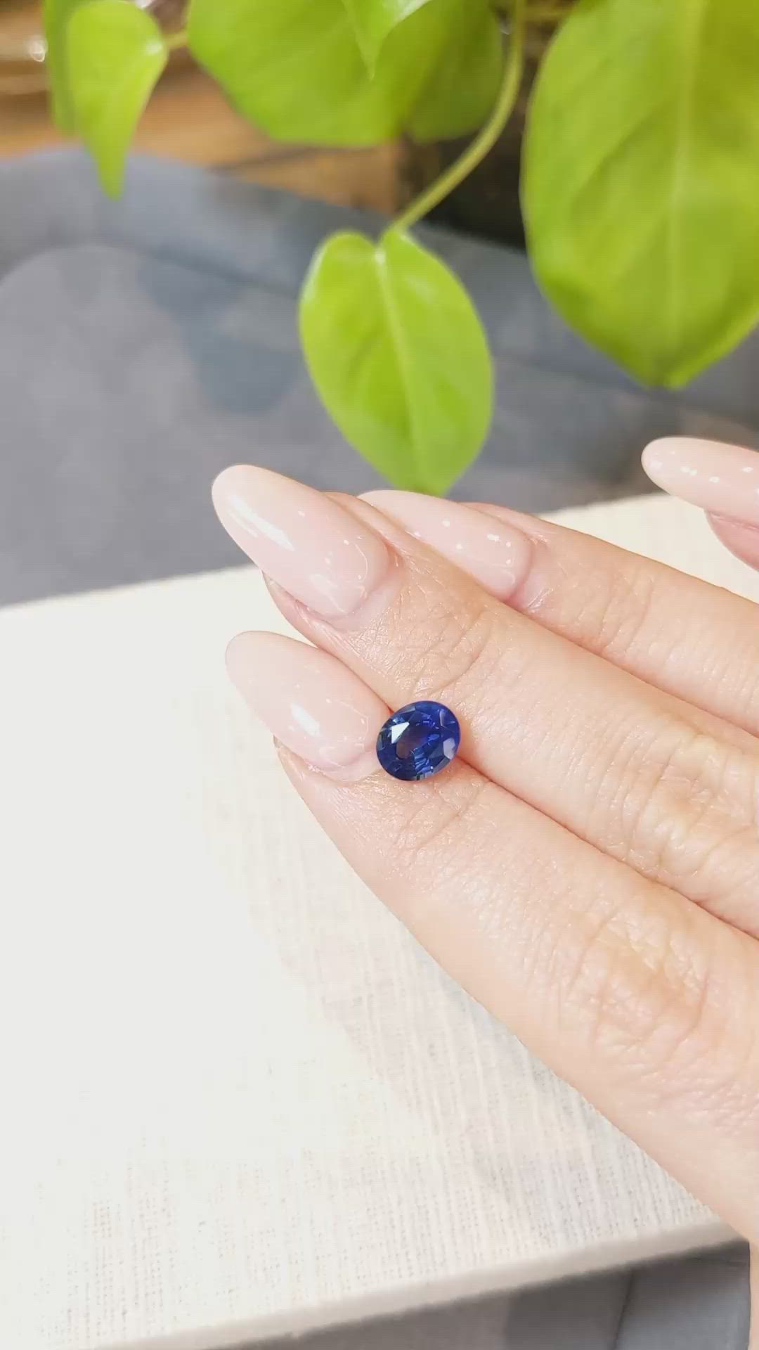 1.86 Ct. Blue Sapphire from Ceylon (Sri Lanka) Size Video