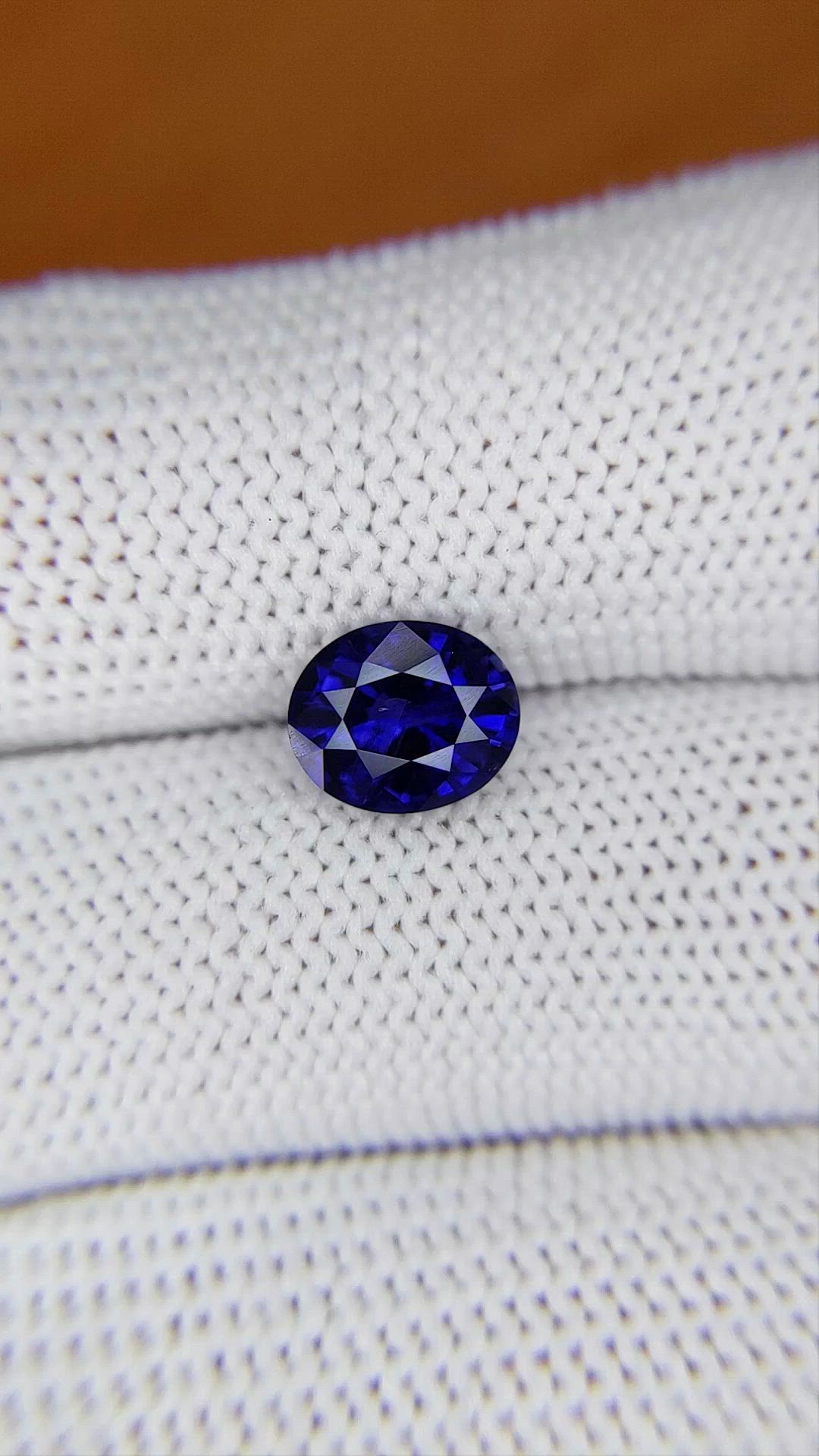 2.06 Ct. Blue Sapphire from Ceylon (Sri Lanka) Size Video