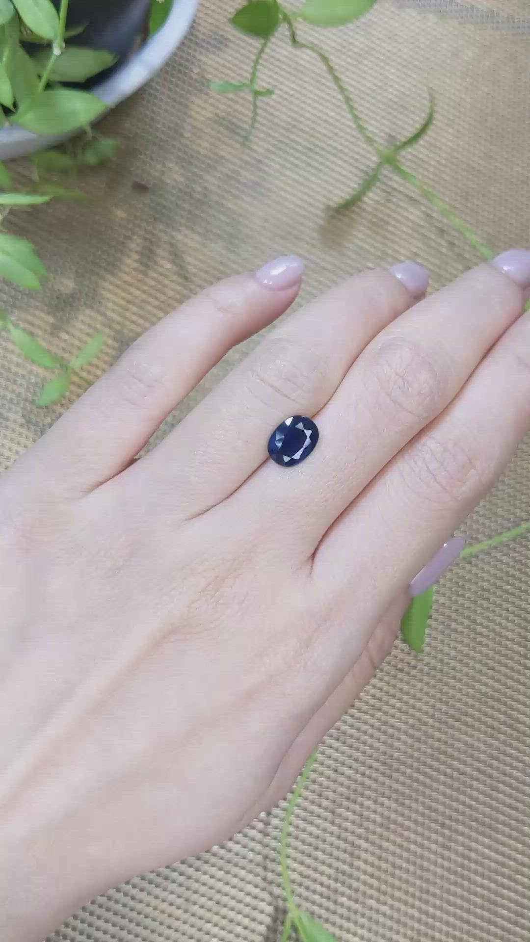 2.17 Ct. Blue Sapphire from Ceylon (Sri Lanka) Size Video