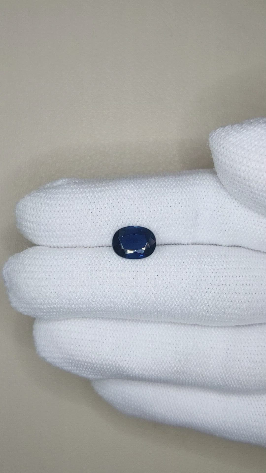 2.17 Ct. Blue Sapphire from Ceylon (Sri Lanka) Size Video