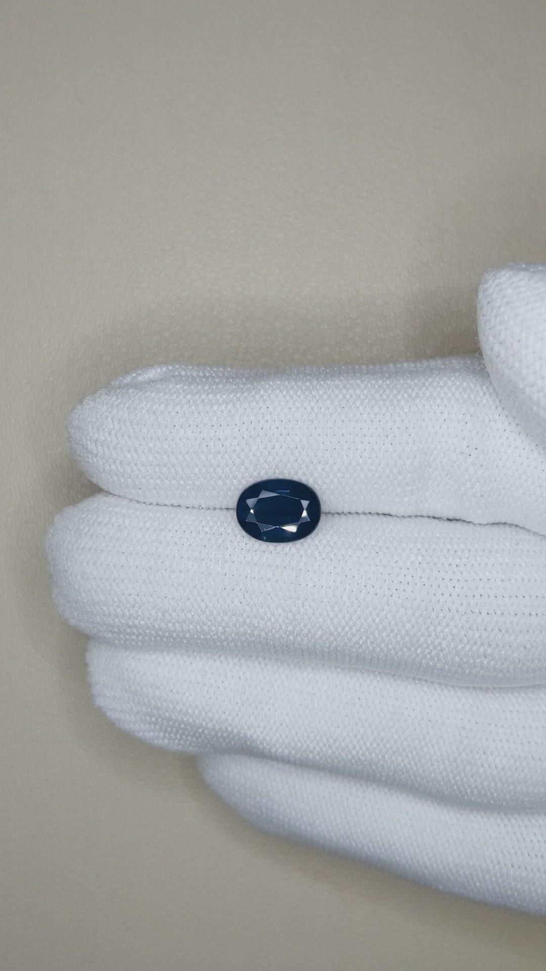 1.90 Ct. Blue Sapphire from Ceylon (Sri Lanka) Size Video