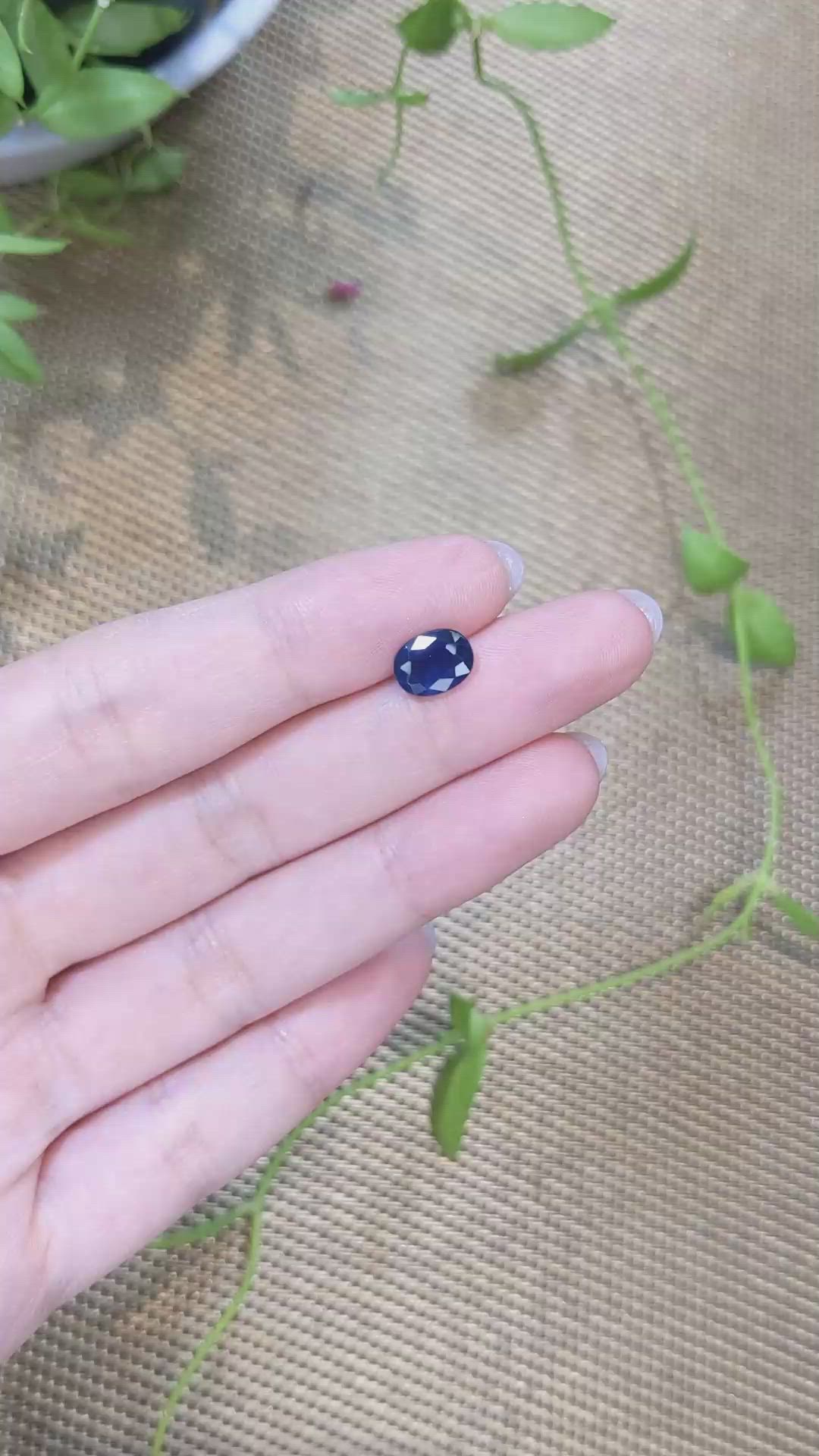 1.75 Ct. Blue Sapphire from Ceylon (Sri Lanka) Size Video