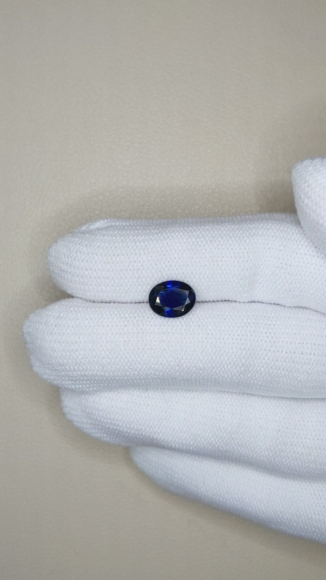 1.91 Ct. Blue Sapphire from Ceylon (Sri Lanka) Size Video