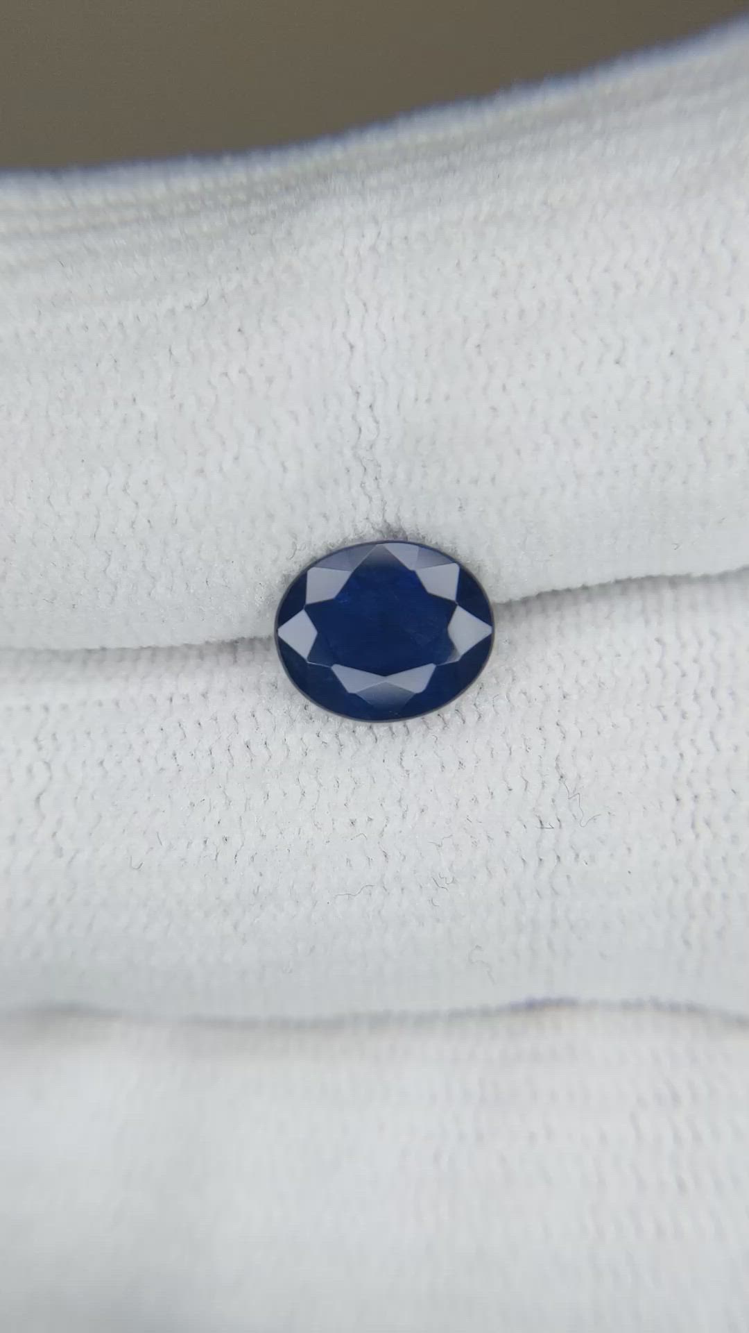 1.94 Ct. Blue Sapphire from Ceylon (Sri Lanka) Size Video