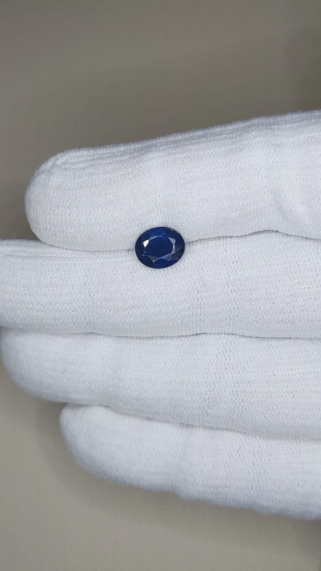 1.94 Ct. Blue Sapphire from Ceylon (Sri Lanka) Size Video