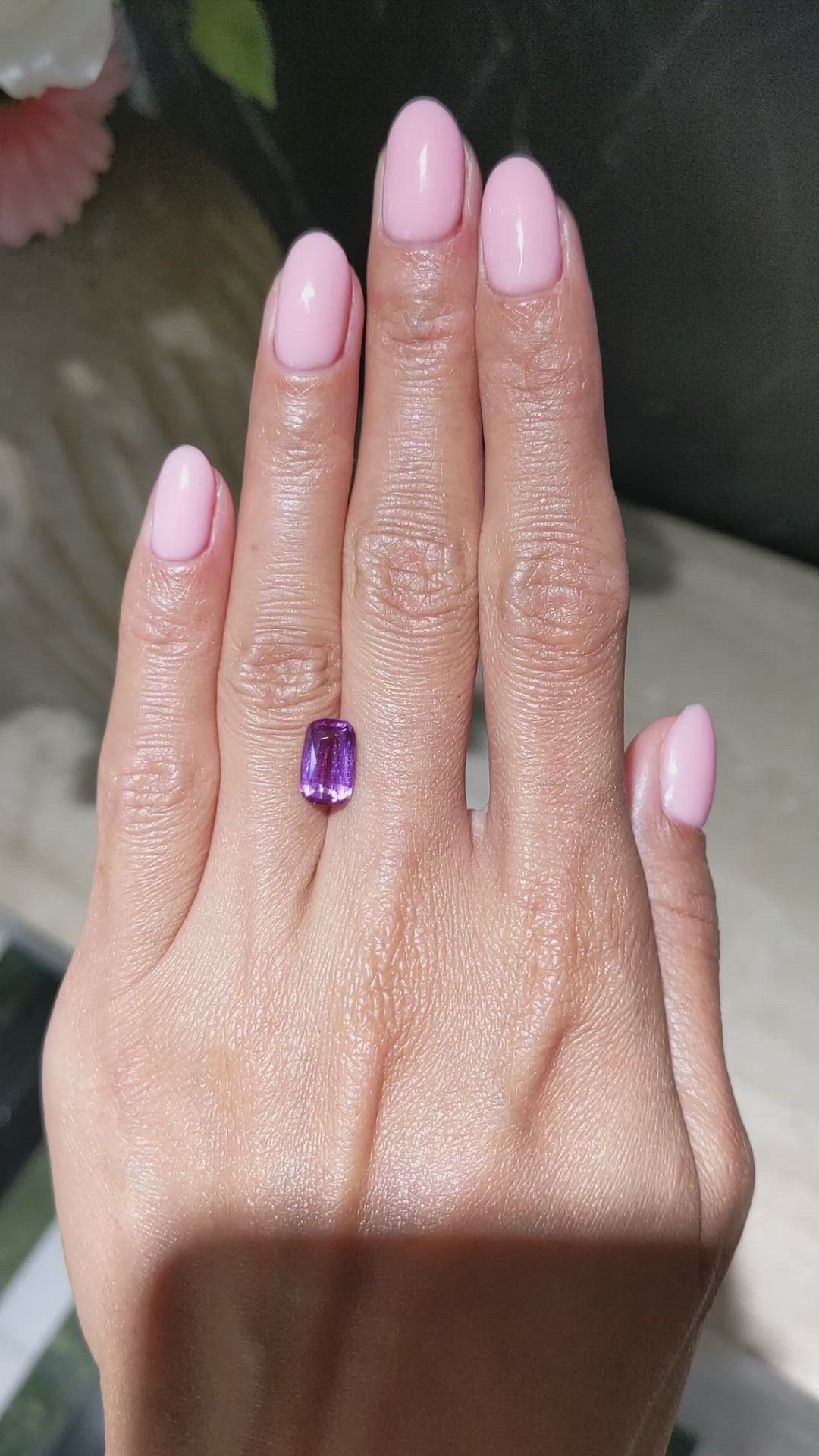 3.16 Ct. Pinkish Purple Sapphire from Ceylon (Sri Lanka) Size Video