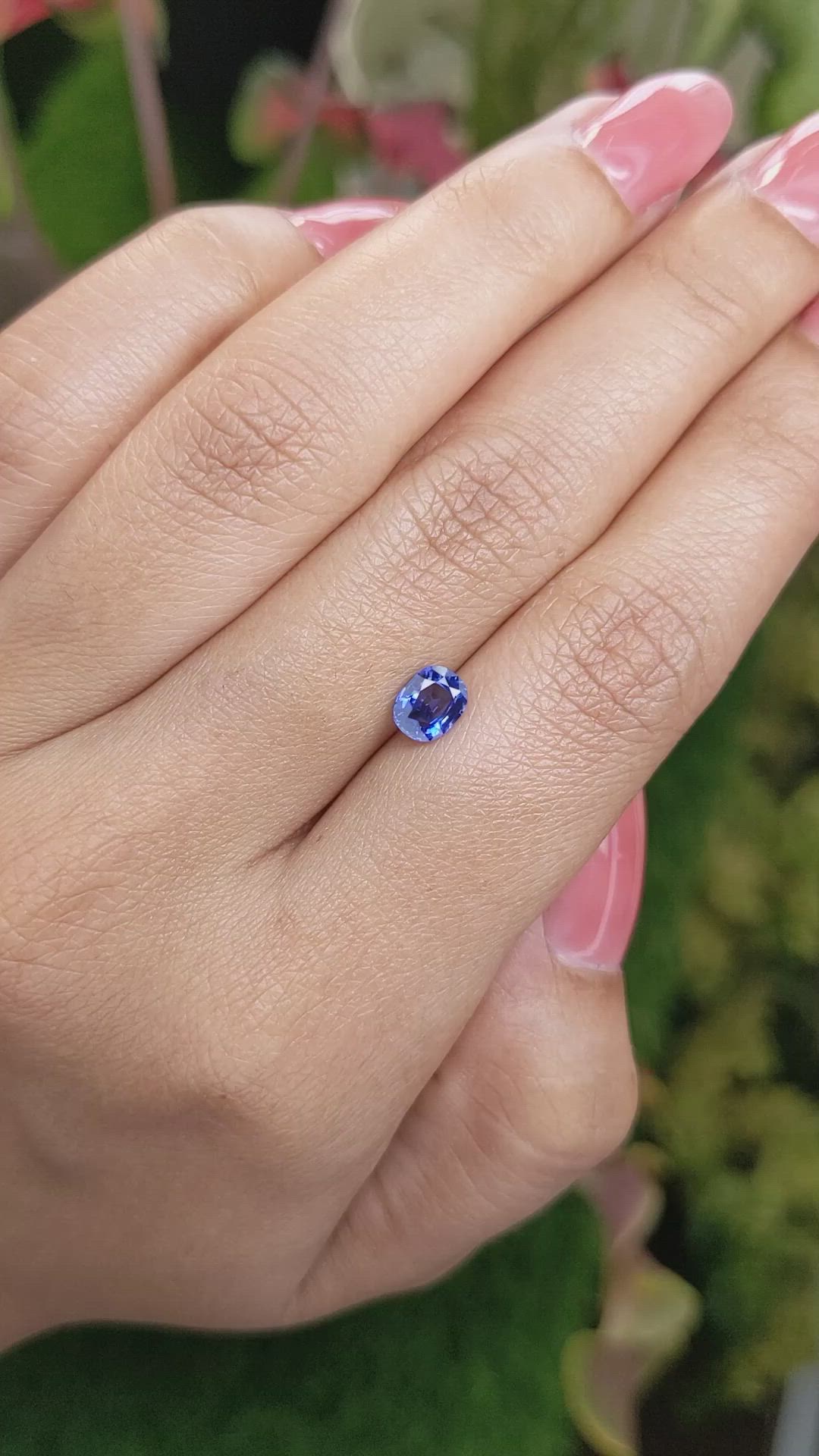 0.76 Ct. Blue Sapphire from Ceylon (Sri Lanka) Size Video