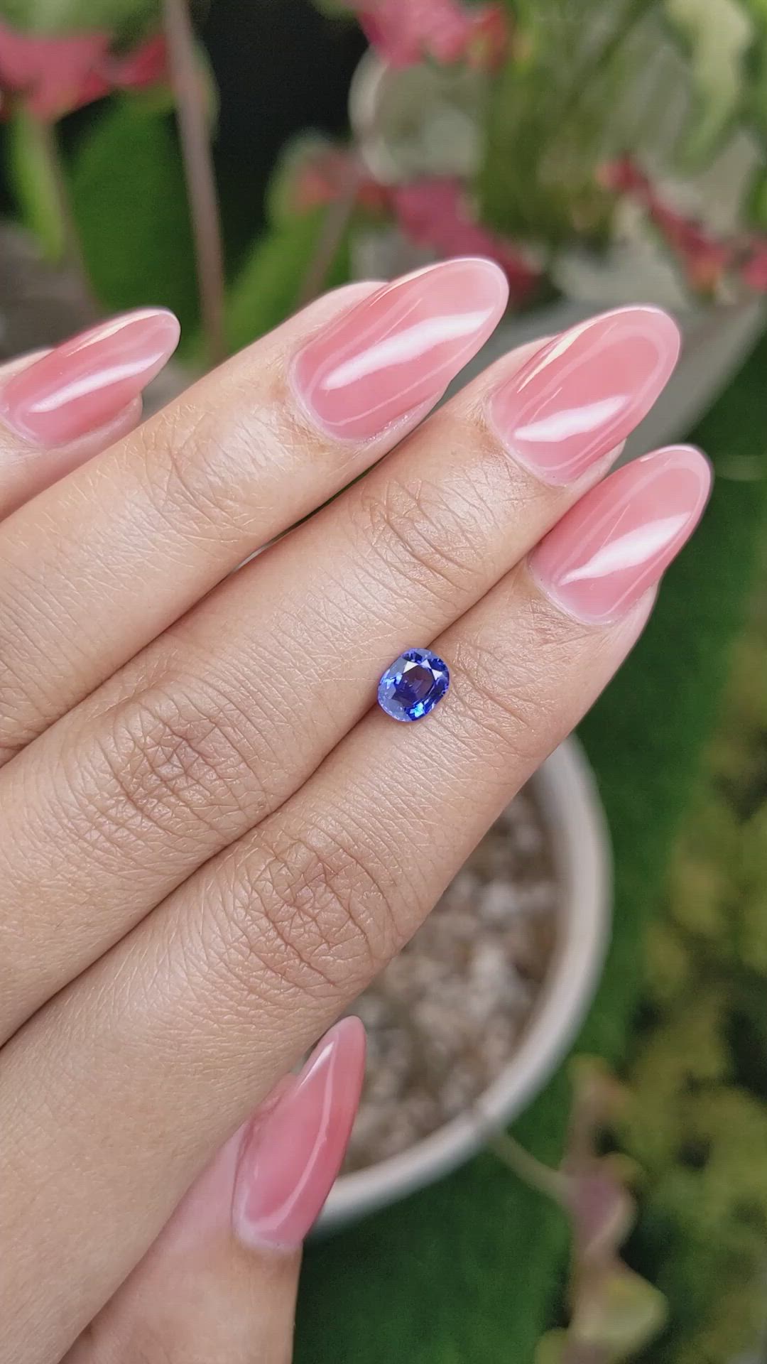 0.76 Ct. Blue Sapphire from Ceylon (Sri Lanka) Size Video