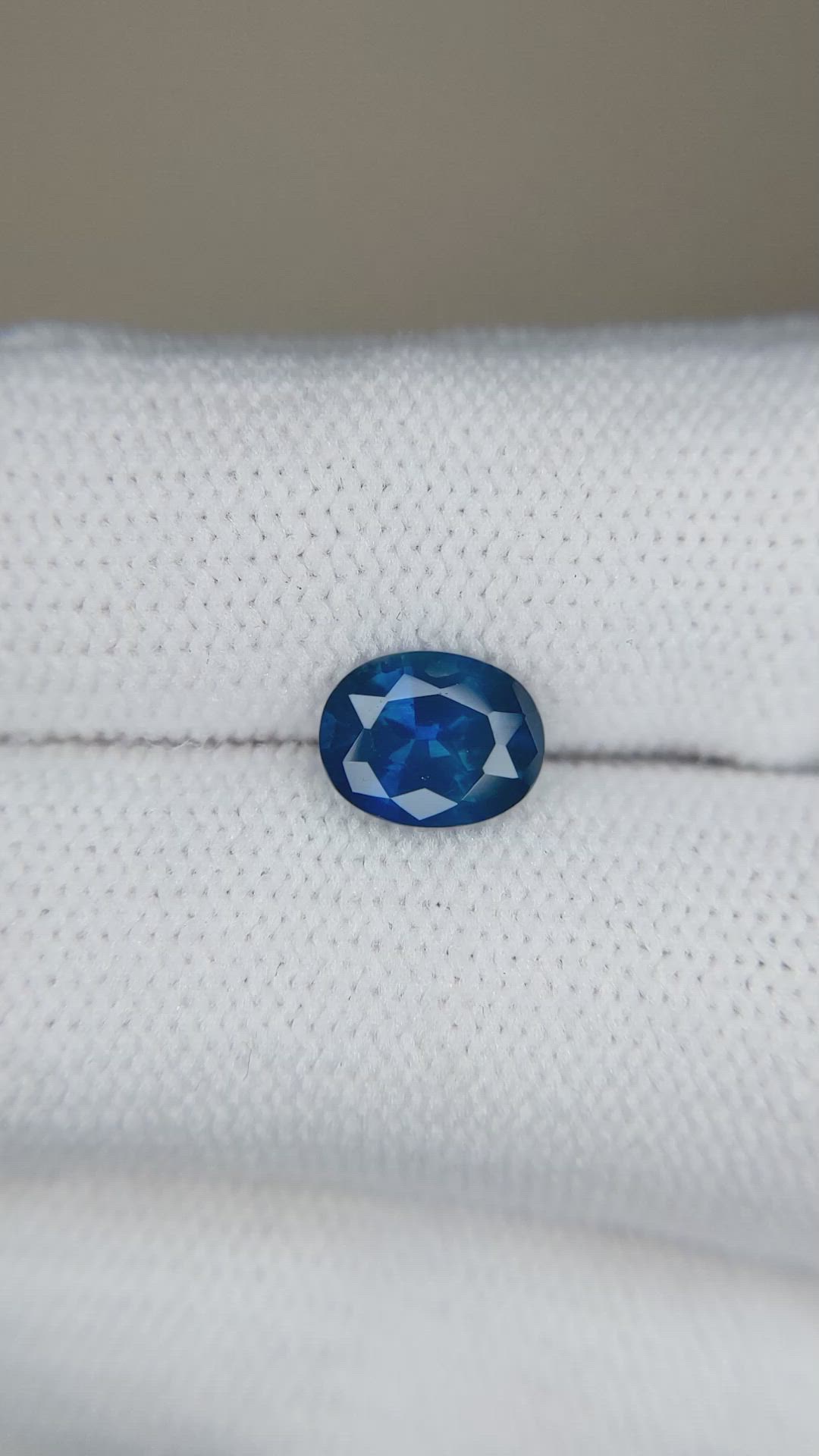 1.51 Ct. Blue Sapphire from Ceylon (Sri Lanka) Size Video