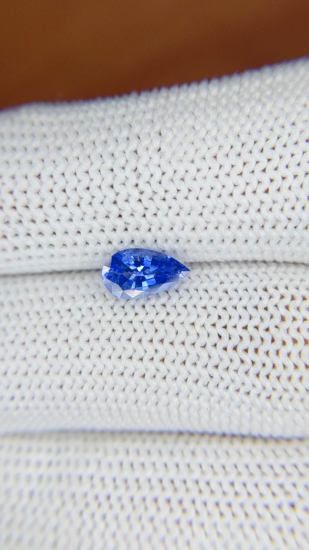 0.88 Ct. Blue Sapphire from Ceylon (Sri Lanka) Size Video