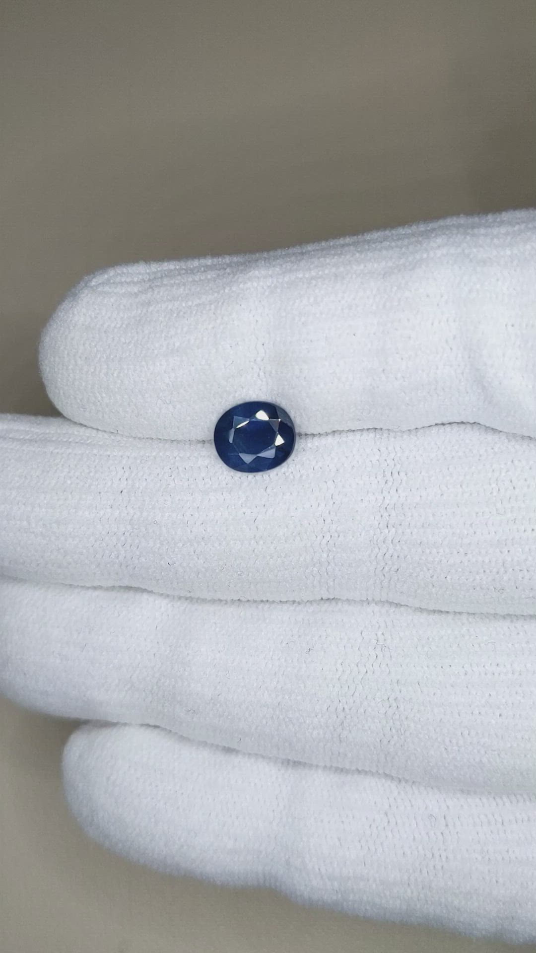 1.59 Ct. Blue Sapphire from Ceylon (Sri Lanka) Size Video