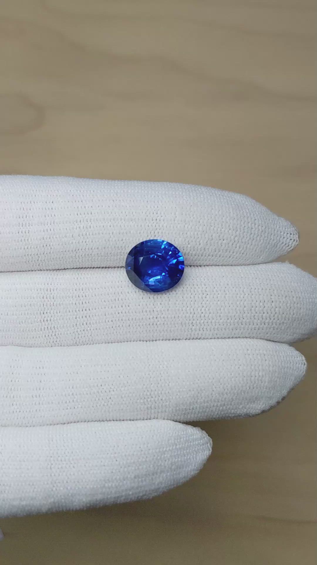 6.51 Ct. Blue Sapphire from Ceylon (Sri Lanka) Size Video