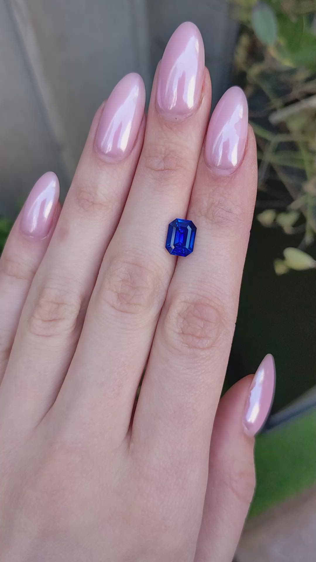 2.64 Ct. Blue Sapphire from Ceylon (Sri Lanka) Size Video