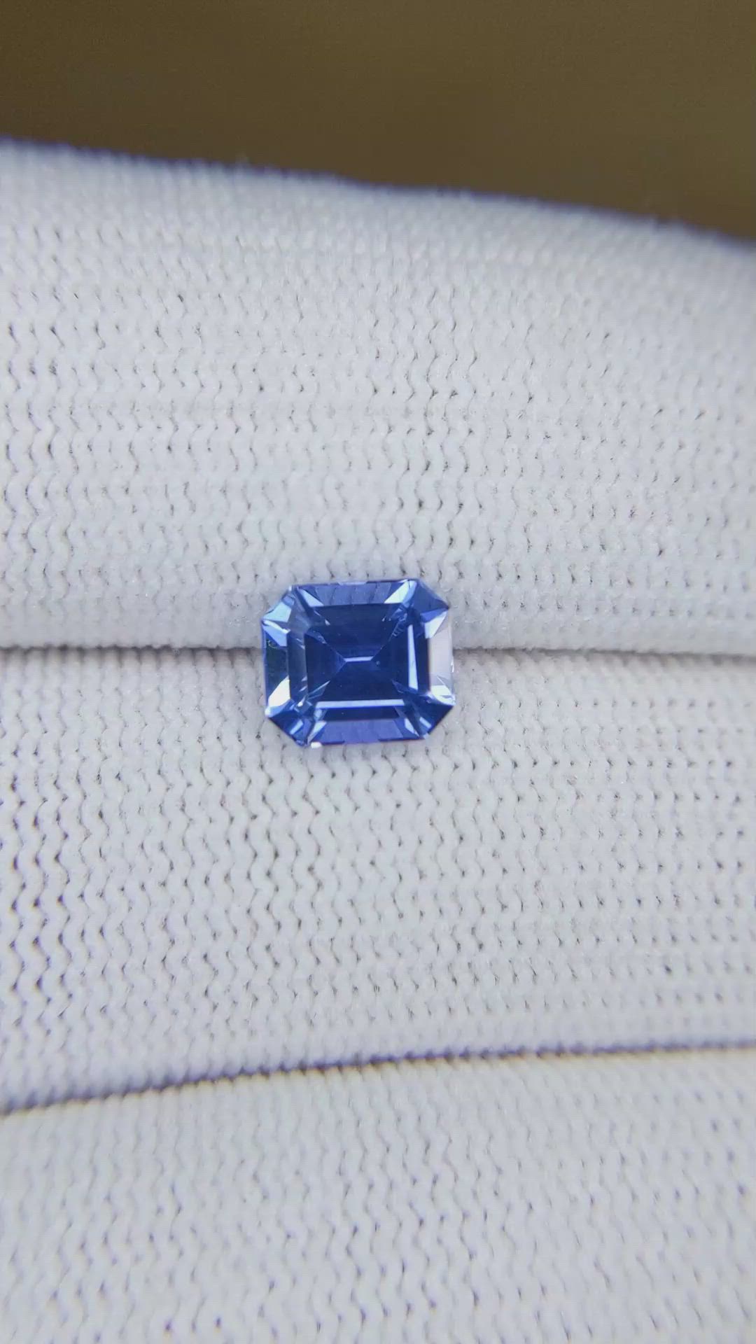 1.61 Ct. Blue Sapphire from Ceylon (Sri Lanka) Size Video