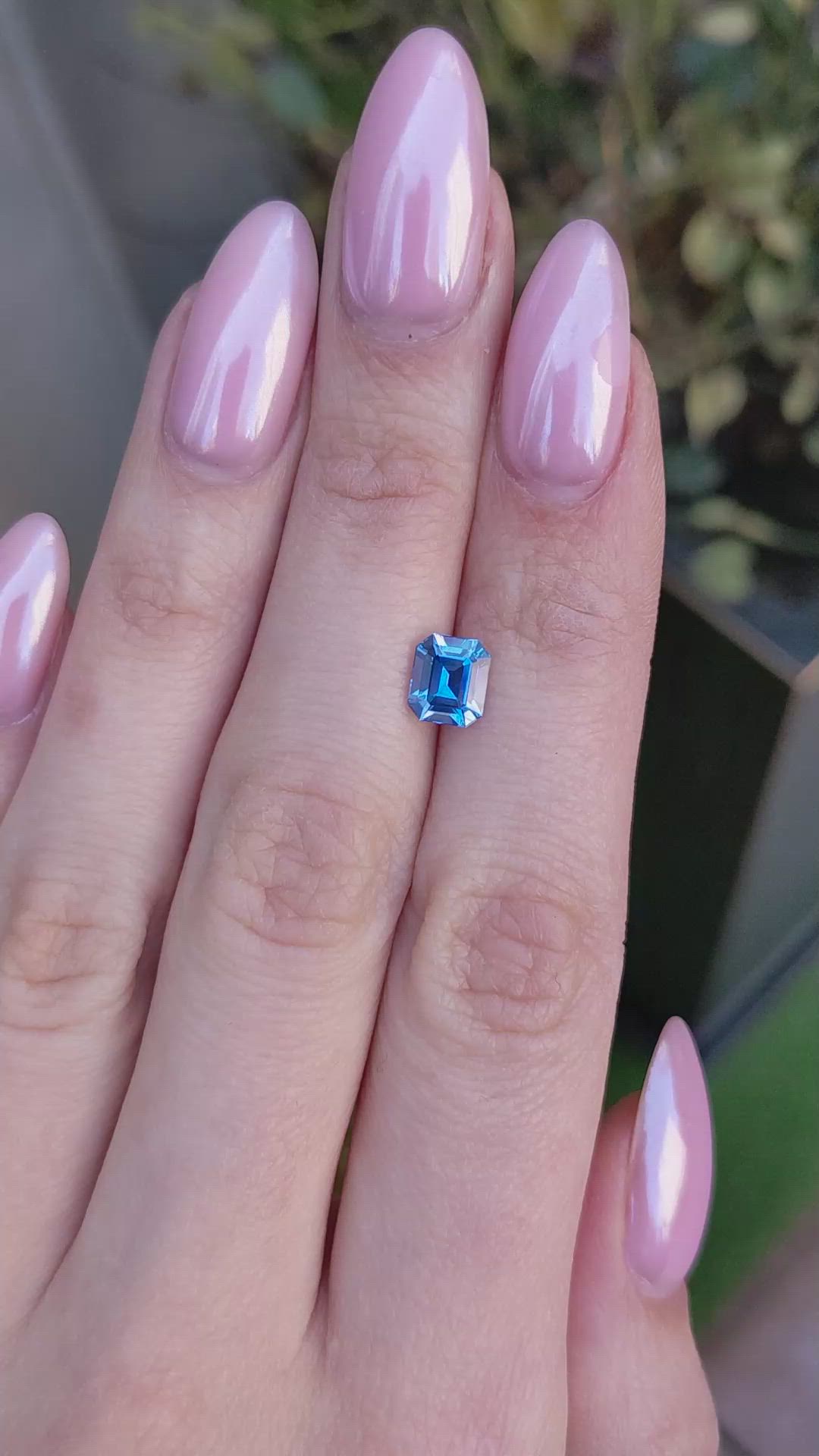 1.61 Ct. Blue Sapphire from Ceylon (Sri Lanka) Size Video