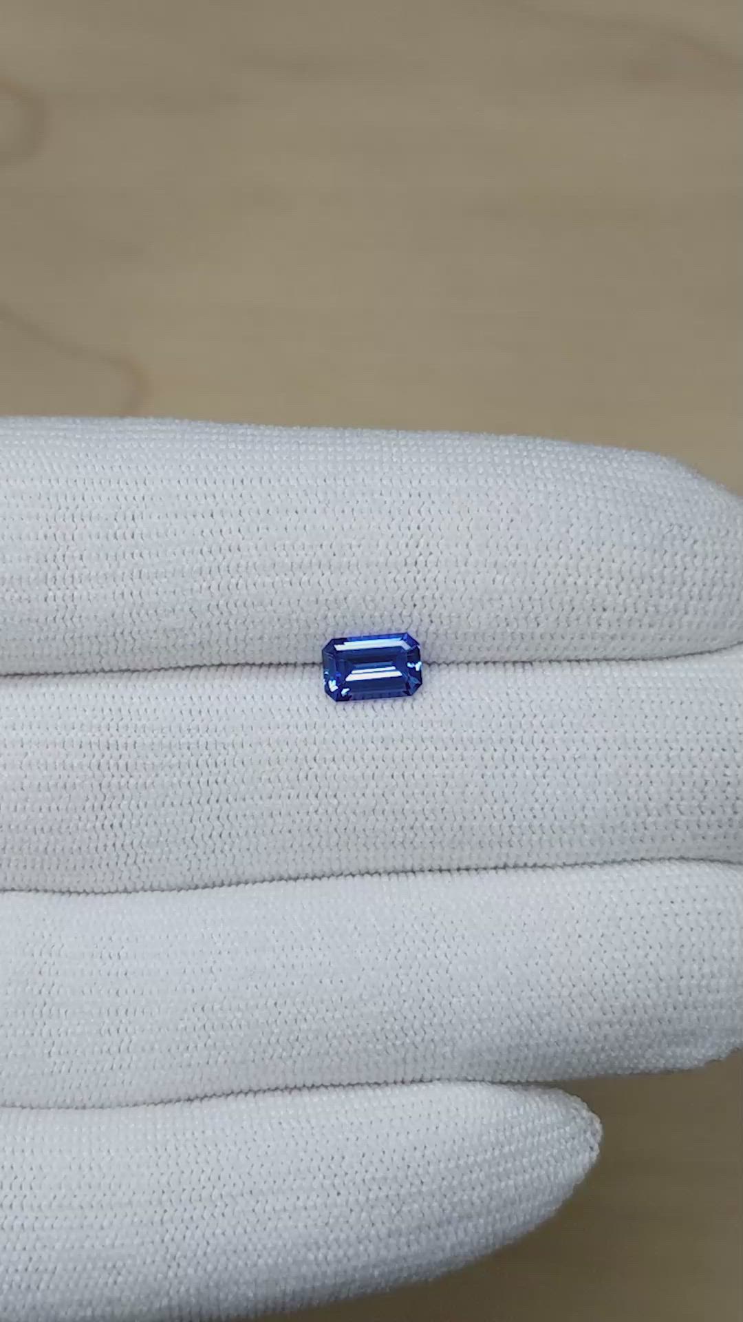 1.11 Ct. Blue Sapphire from Ceylon (Sri Lanka) Size Video