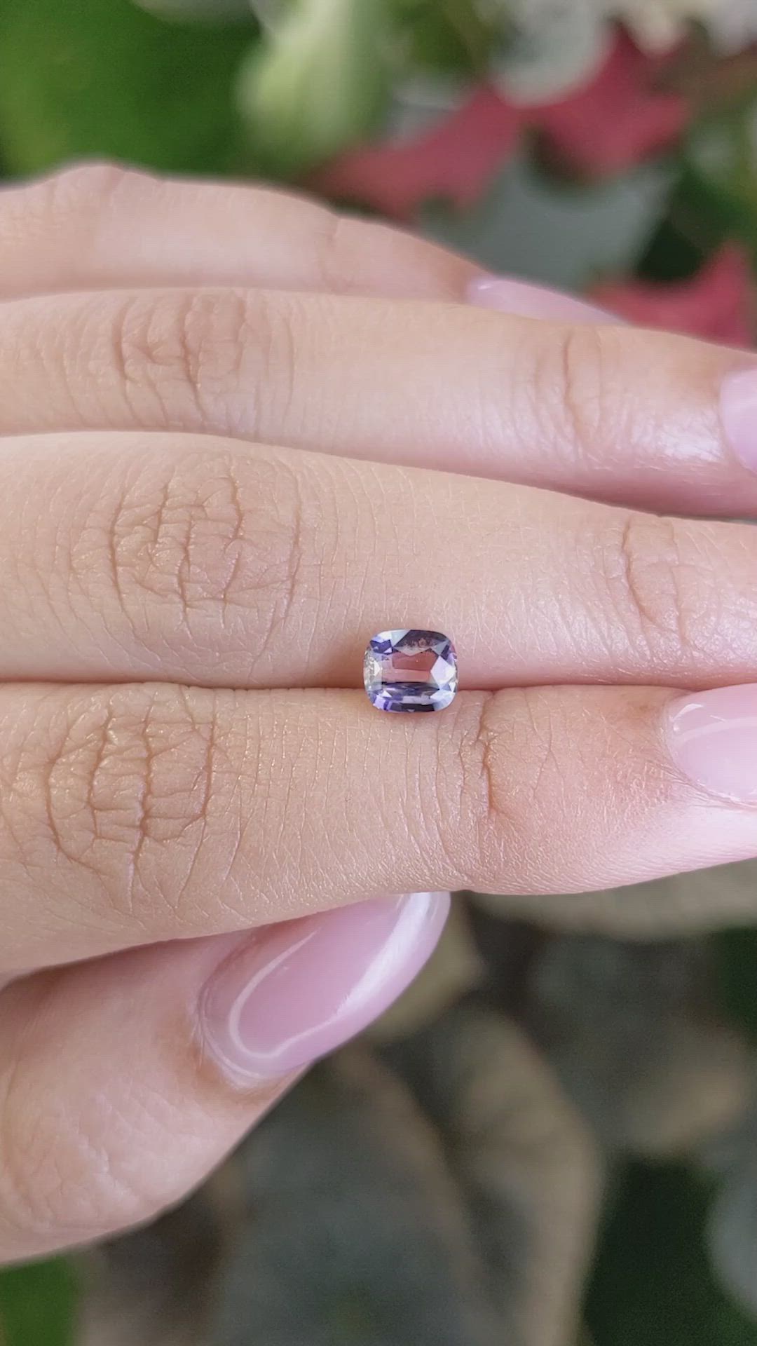 1.08 Ct. Bi Color Sapphire from Ceylon (Sri Lanka) Size Video