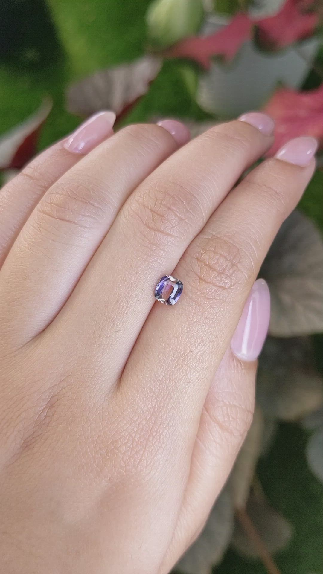 1.08 Ct. Bi Color Sapphire from Ceylon (Sri Lanka) Size Video