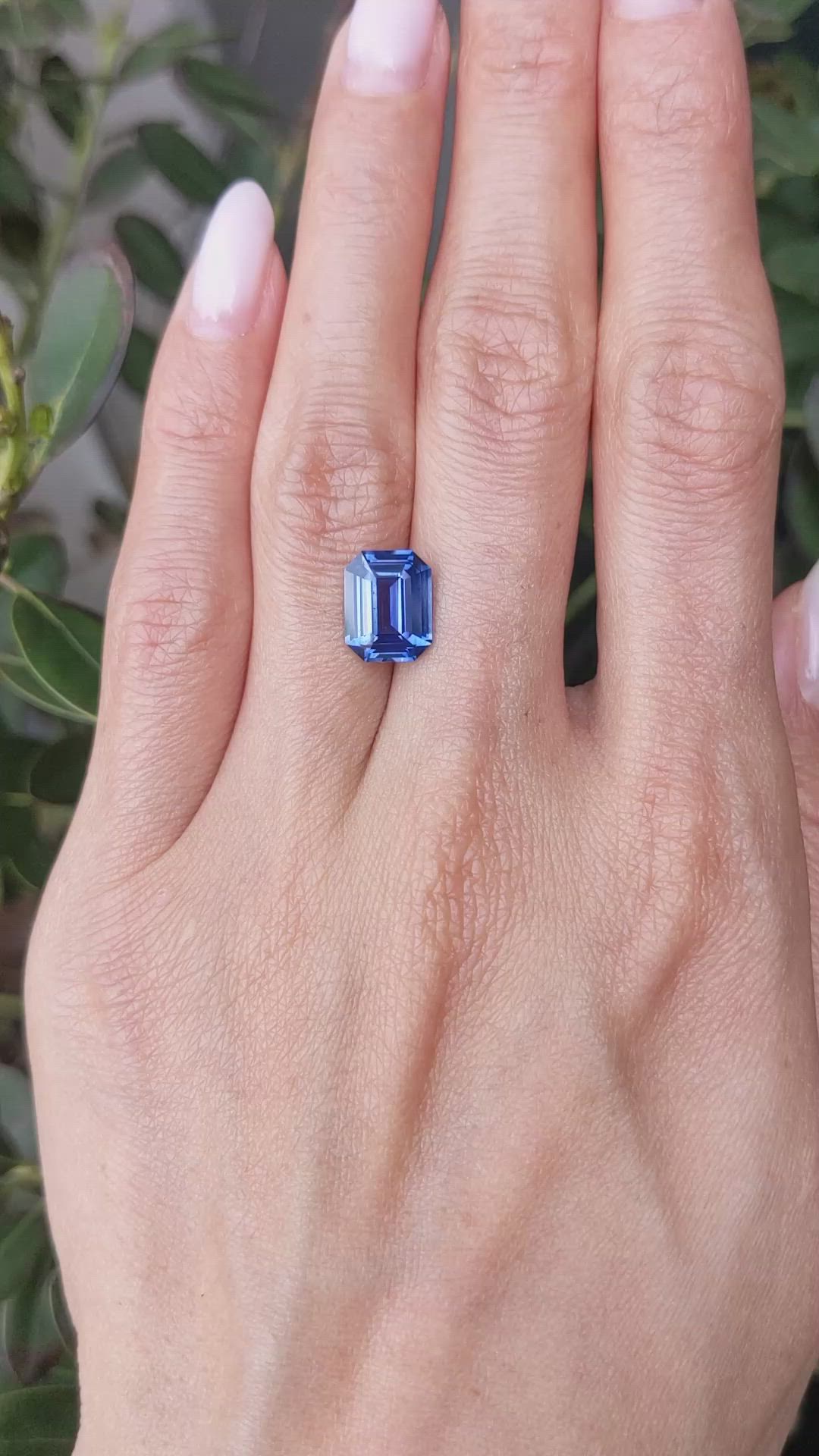 3.64 Ct. Blue Sapphire from Ceylon (Sri Lanka) Size Video