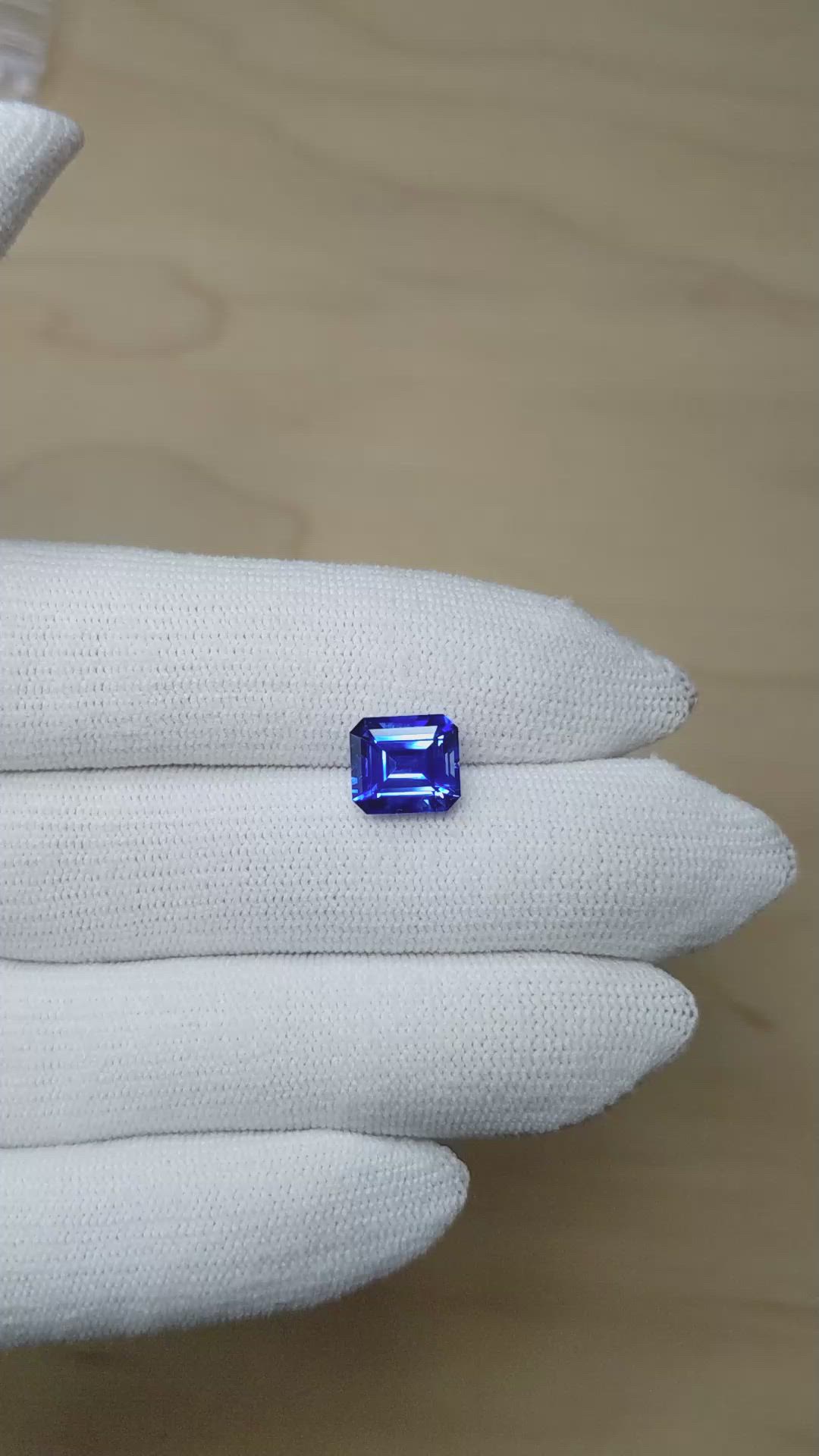 4.07 Ct. Blue Sapphire from Ceylon (Sri Lanka) Size Video
