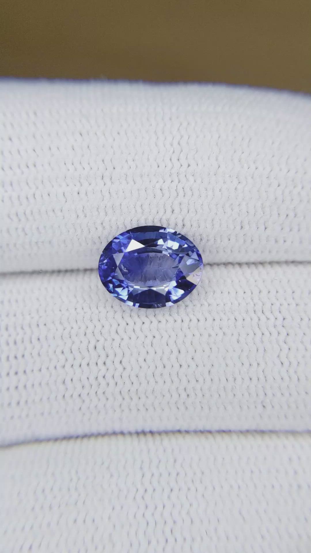 2.60 Ct. Blue Sapphire from Ceylon (Sri Lanka) Size Video