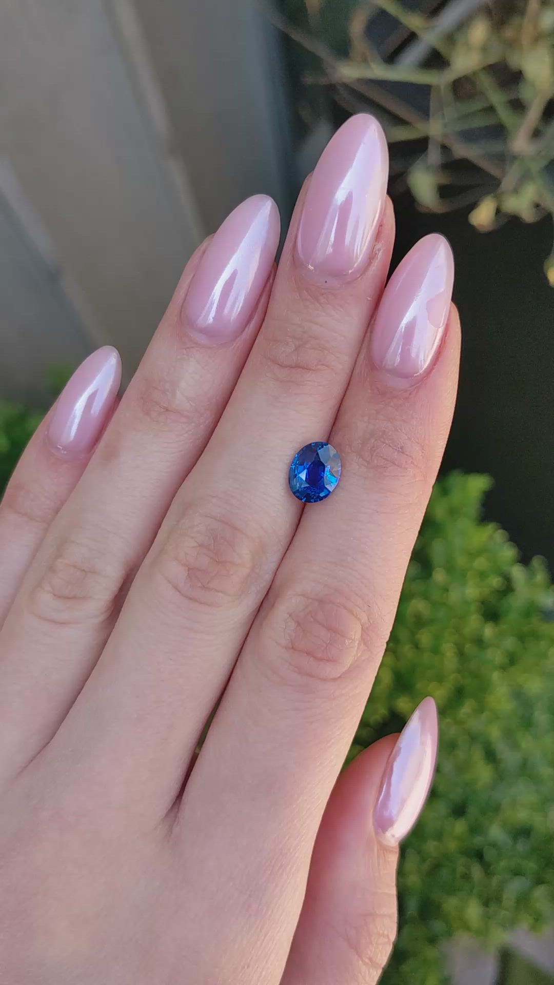 2.20 Ct. Blue Sapphire from Ceylon (Sri Lanka) Size Video