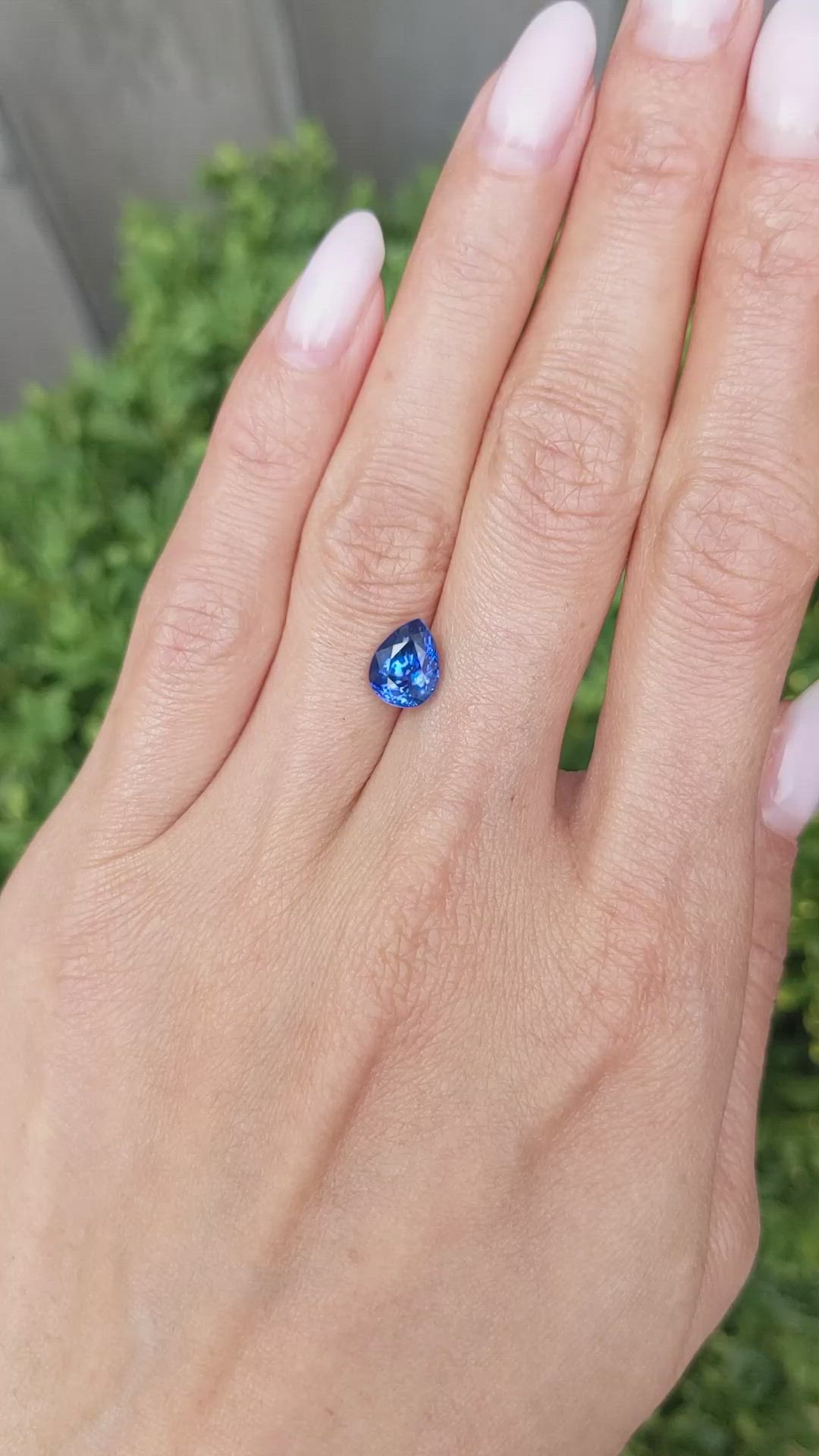2.16 Ct. Blue Sapphire from Ceylon (Sri Lanka) Size Video
