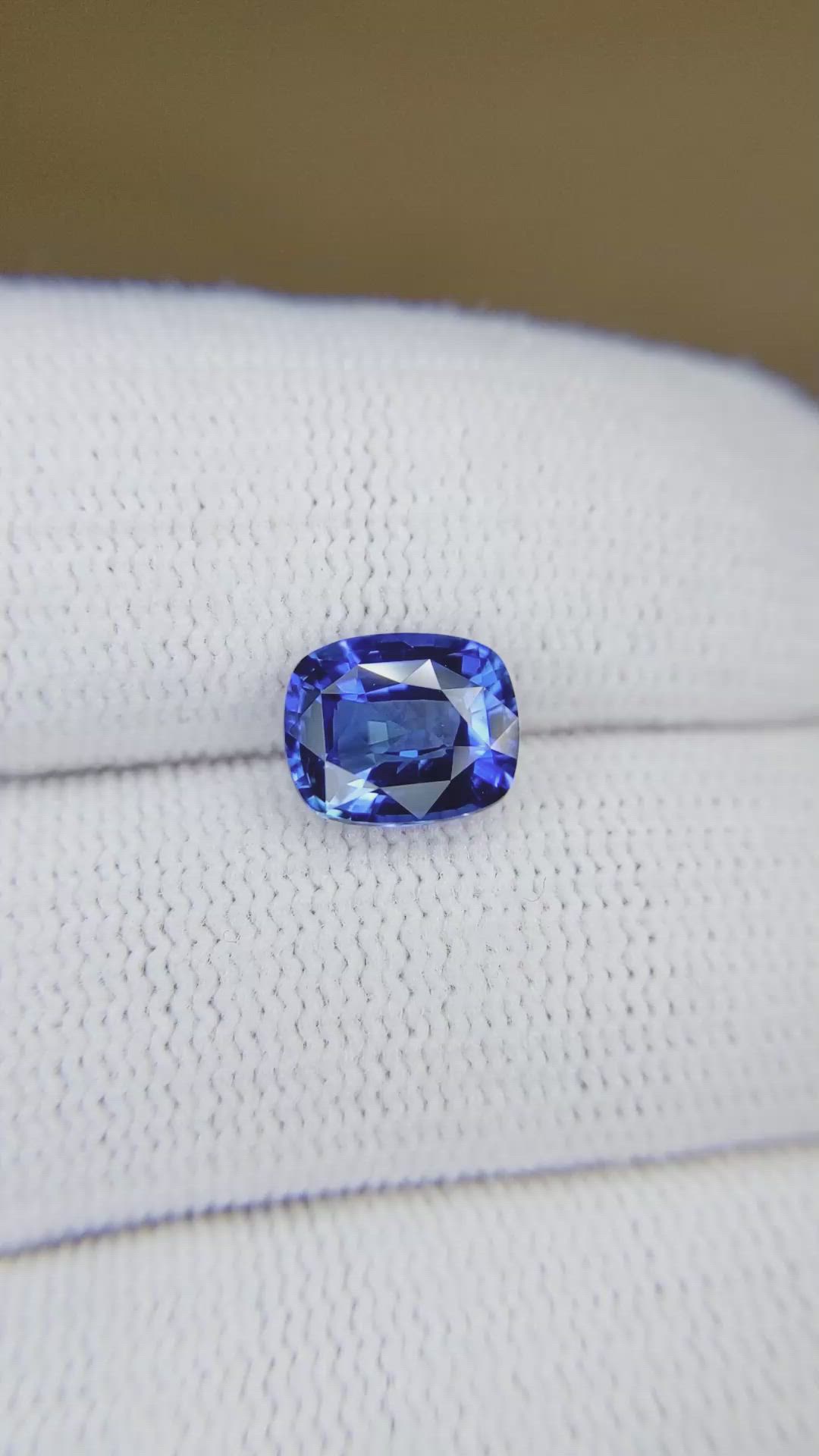 2.49 Ct. Blue Sapphire from Ceylon (Sri Lanka) Size Video