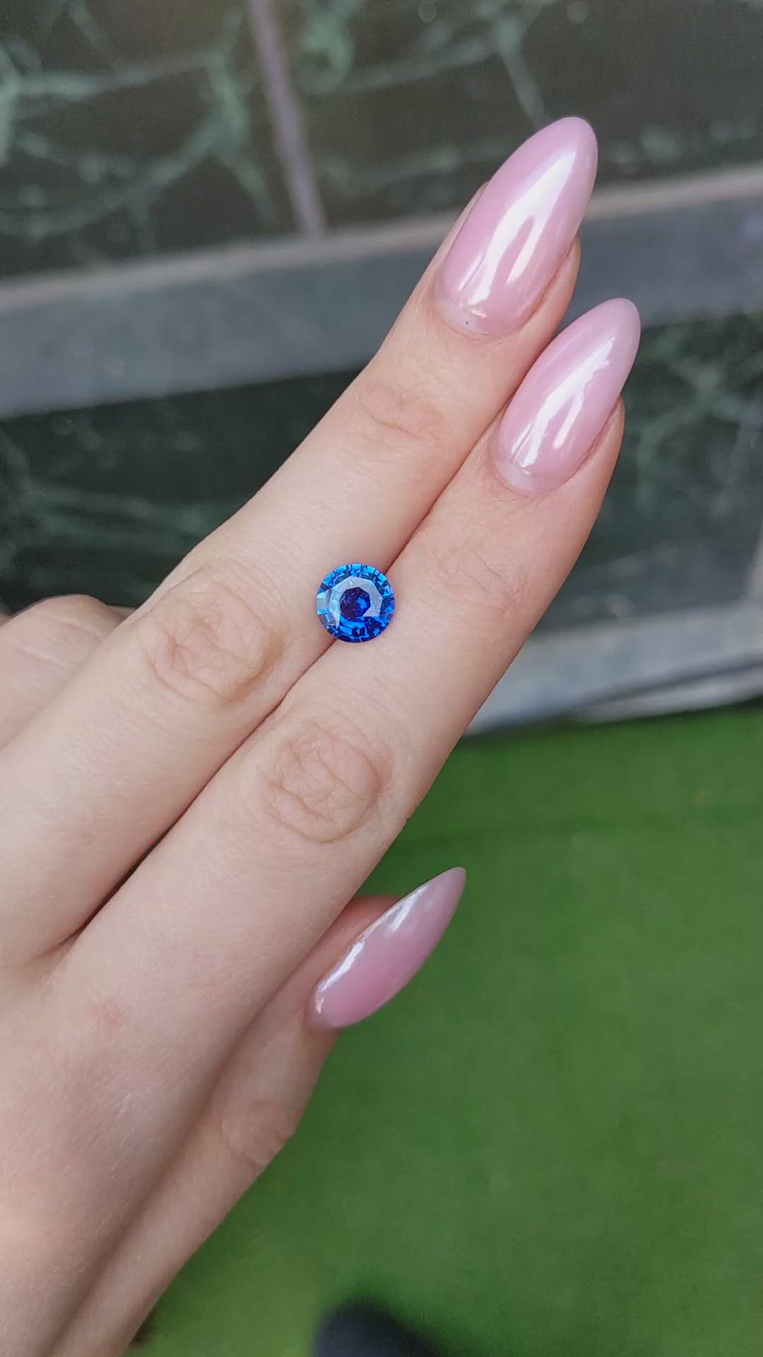 2.23 Ct. Blue Sapphire from Ceylon (Sri Lanka) Size Video
