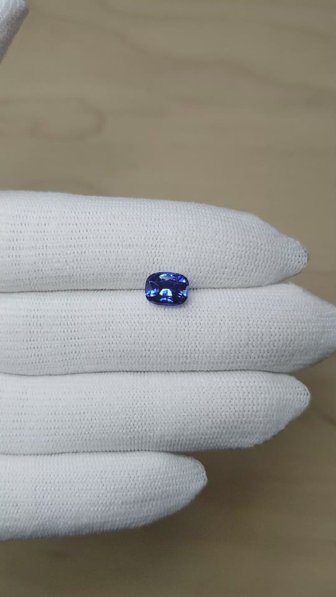 2.49 Ct. Blue Sapphire from Ceylon (Sri Lanka) Size Video