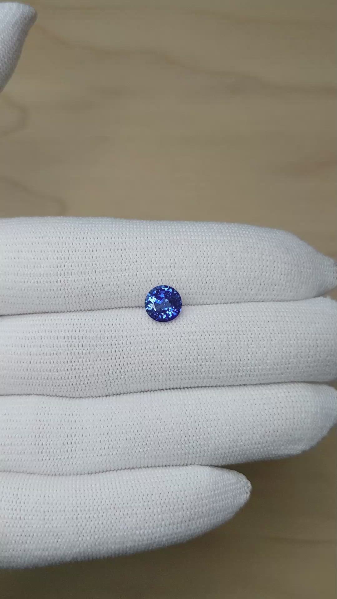 2.10 Ct. Blue Sapphire from Ceylon (Sri Lanka) Size Video