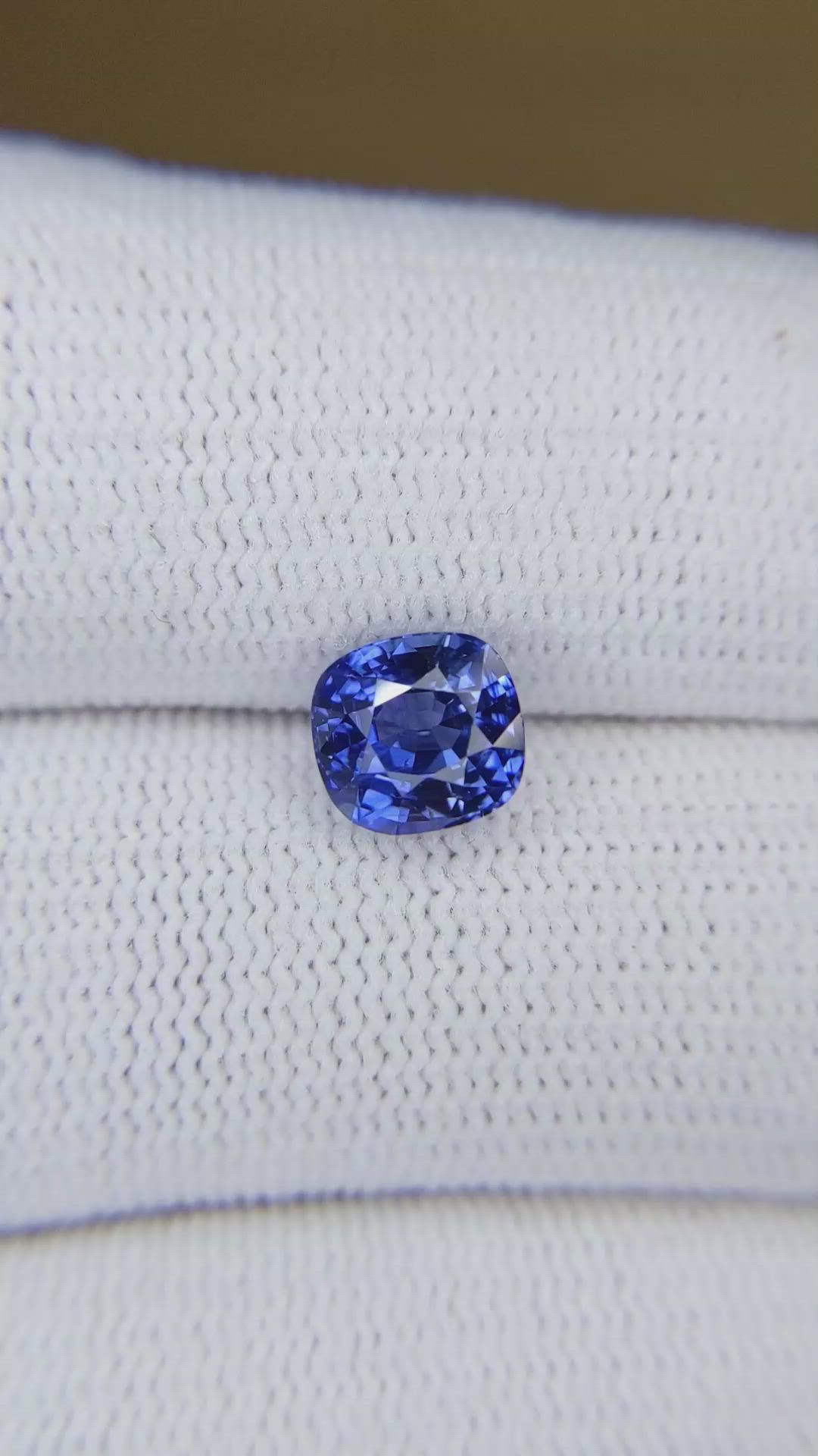 2.22 Ct. Blue Sapphire from Ceylon (Sri Lanka) Size Video