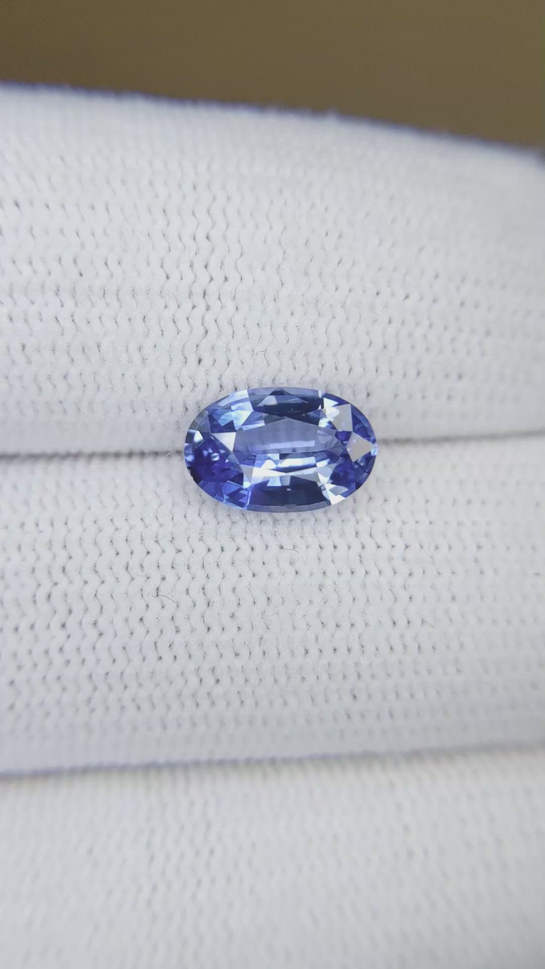2.28 Ct. Blue Sapphire from Ceylon (Sri Lanka) Size Video