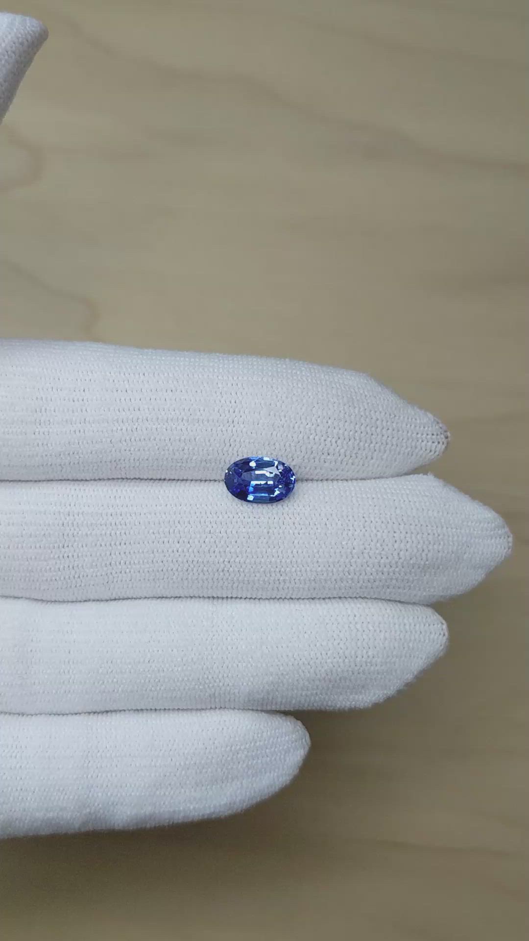 2.28 Ct. Blue Sapphire from Ceylon (Sri Lanka) Size Video