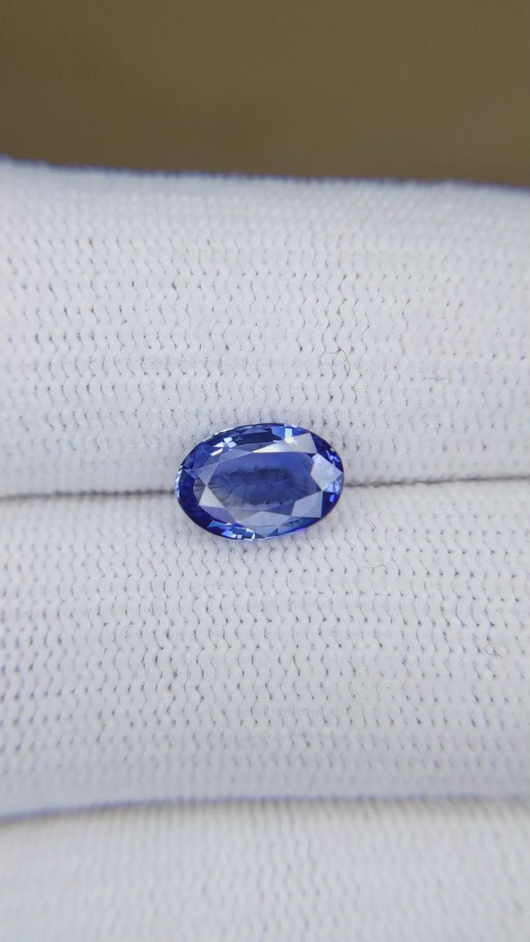 2.11 Ct. Blue Sapphire from Ceylon (Sri Lanka) Size Video