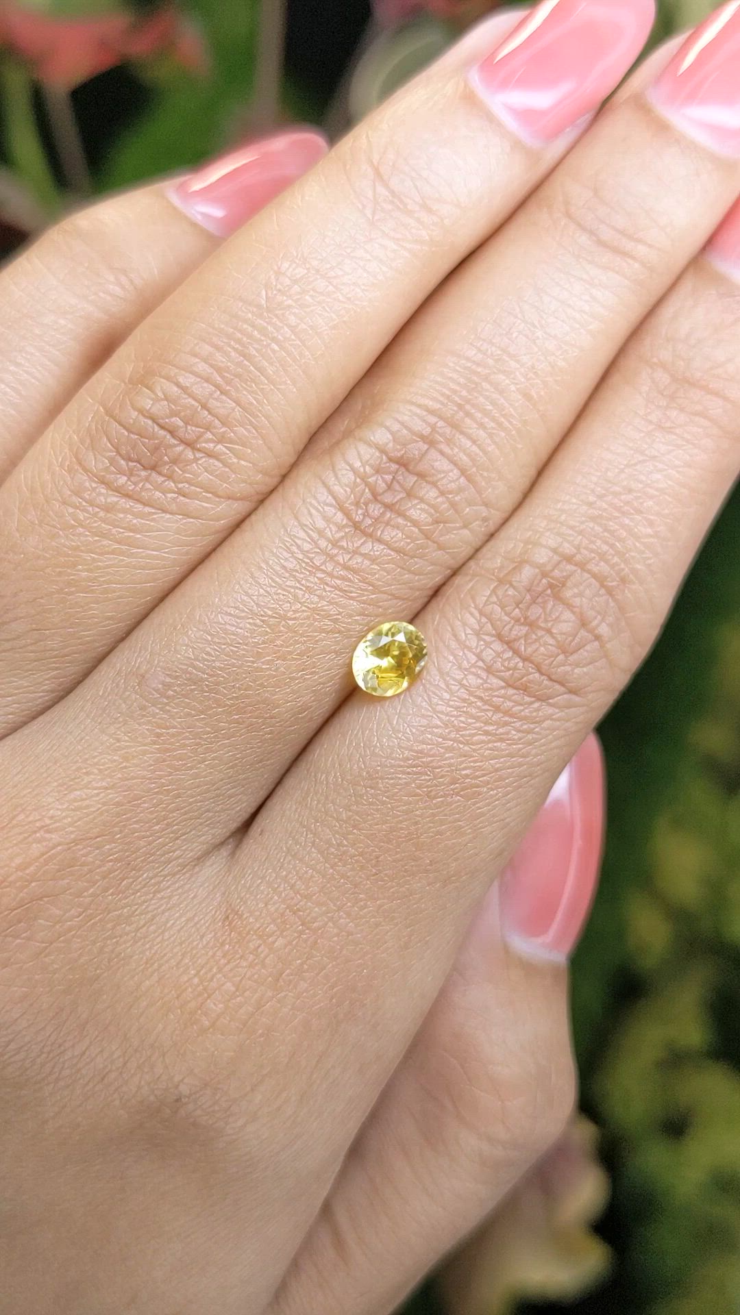 0.82 Ct. Yellow Sapphire from Ceylon (Sri Lanka) Size Video