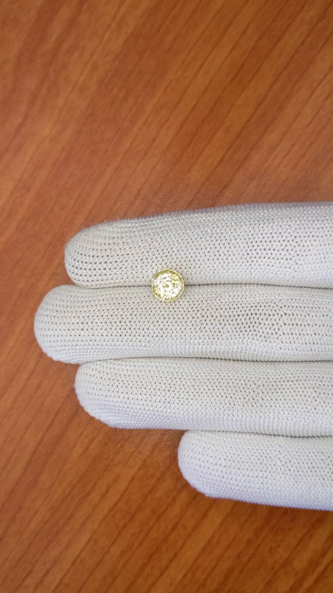 2.07 Ct. Yellow Sapphire from Ceylon (Sri Lanka) Size Video
