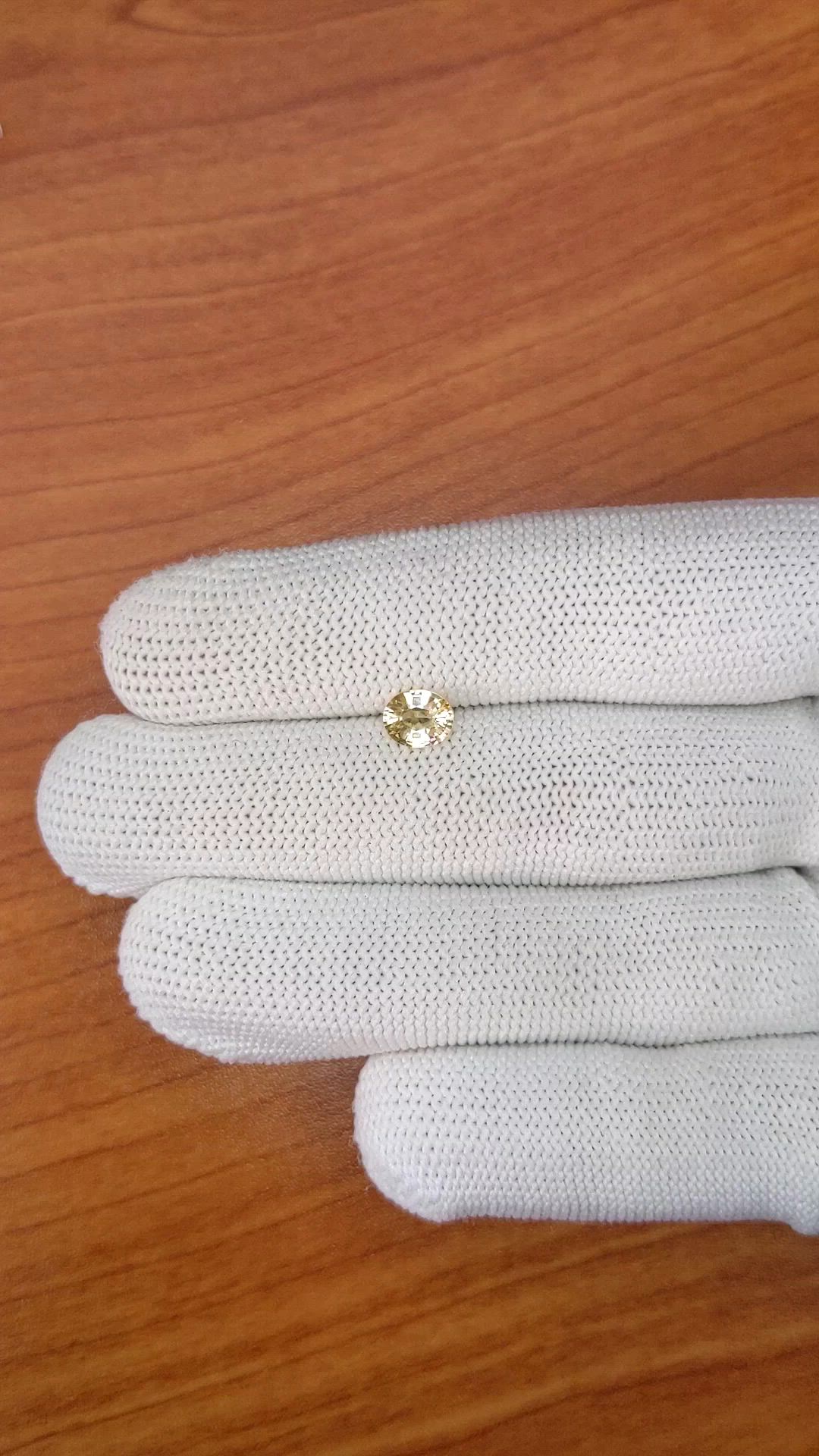 0.76 Ct. Yellow Sapphire from Ceylon (Sri Lanka) Size Video