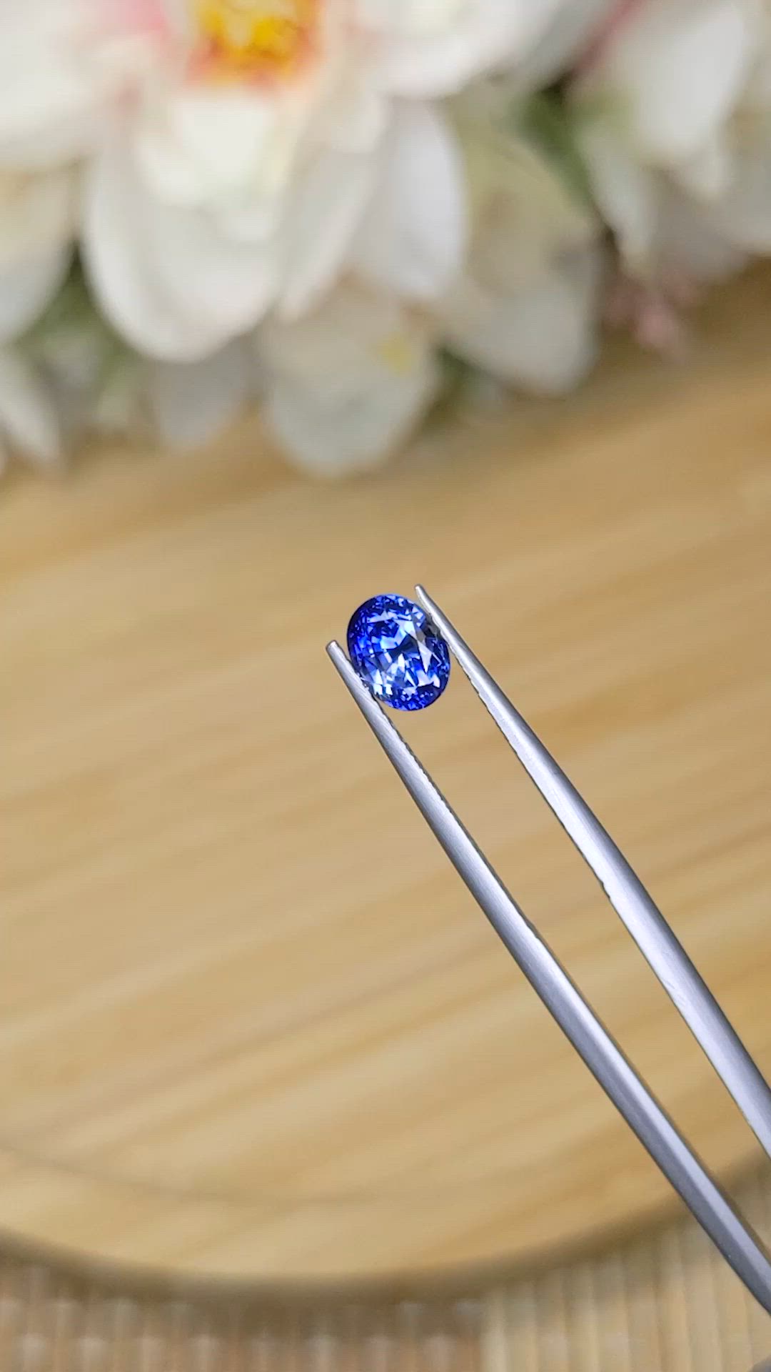 1.44 Ct. Blue Sapphire from Ceylon (Sri Lanka) Size Video