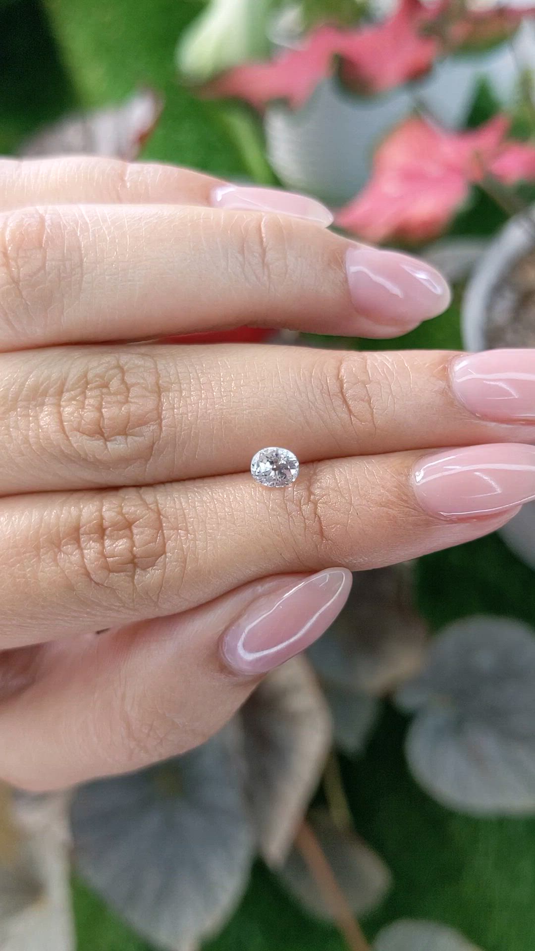 0.82 Ct. White Sapphire from Ceylon (Sri Lanka) Size Video