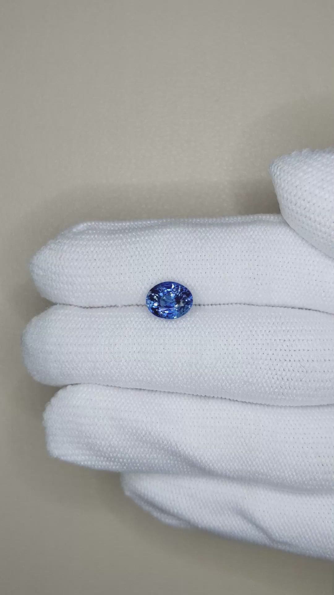 2.34 Ct. Blue Sapphire from Ceylon (Sri Lanka) Size Video