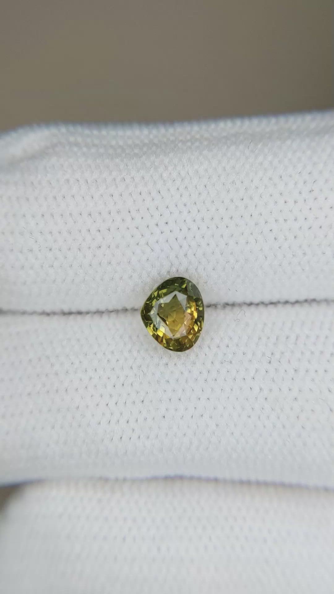 1.10 Ct. Yellowish Green Sapphire from Thailand Size Video